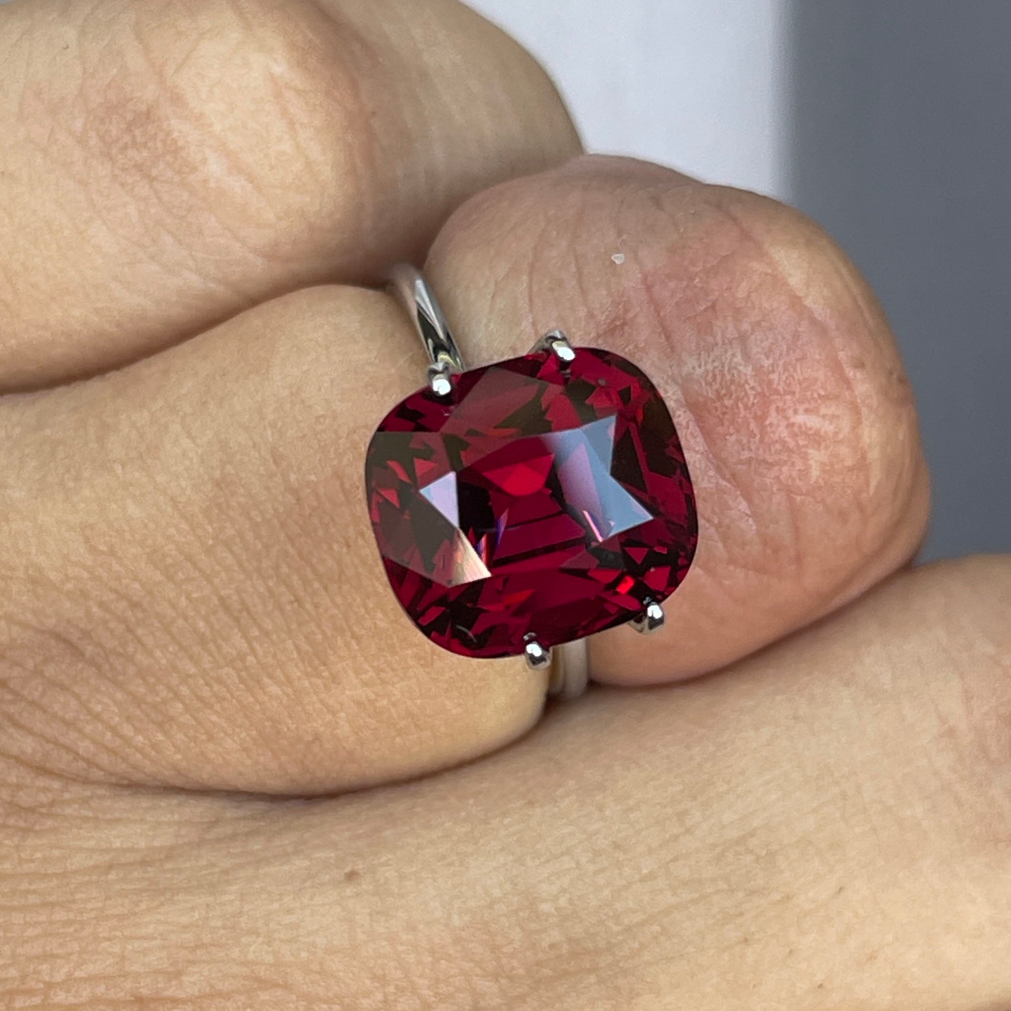pyrope garnet red natural 10.10
