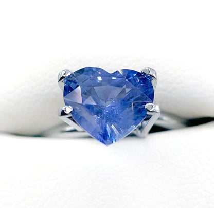 1.82 carat Blue Sapphire. for engagement rings, custom jewelry, loose gemstone