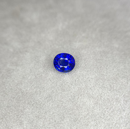 1.04 Carat Blue Sapphire 