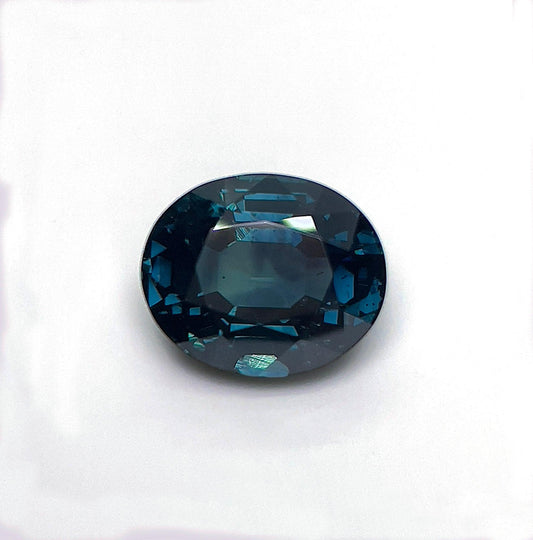 teal sapphire, parti sapphire, green sapphire, montana sapphire, australian sapphire, blue sapphire, sapphire, bicolor sapphire, sapphire jewelryThis 6.00 carat Teal Sapphire is well cut to bring out the best colour and luster,