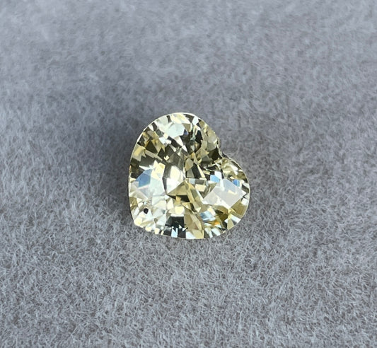2.03 crt Yellow Sapphire/ / pale yellow sapphire/ Yellow theme/ Yellow favourite/ custom ring/ Engagement Ring/ yellow stone