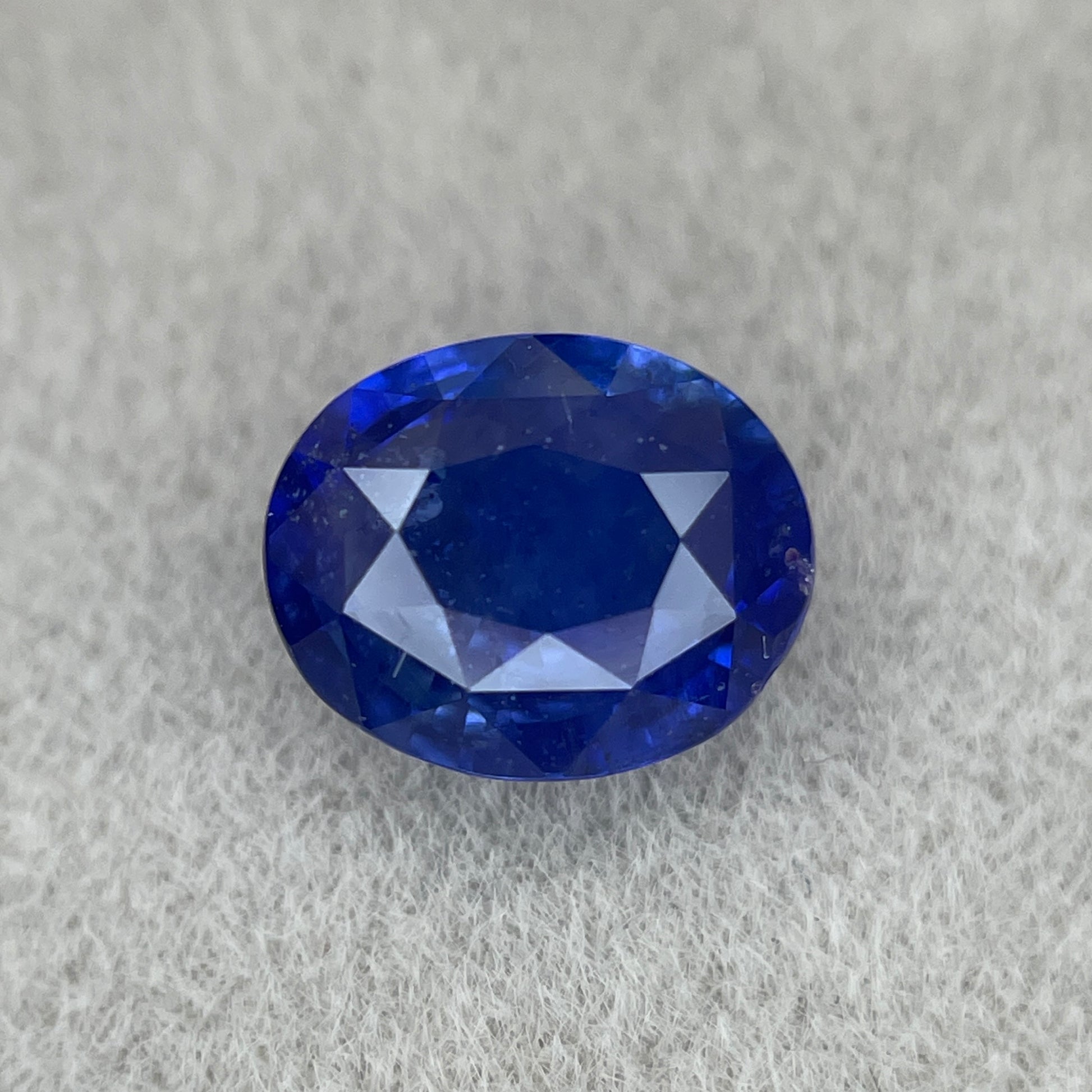 2.02 crt Royal Blue Sapphire/Blue Sapphire/ Ceylon Blue Sapphire/ Natural Blue Sapphire/ Engagement Ring/ Engagement ring. - NASHGEMS