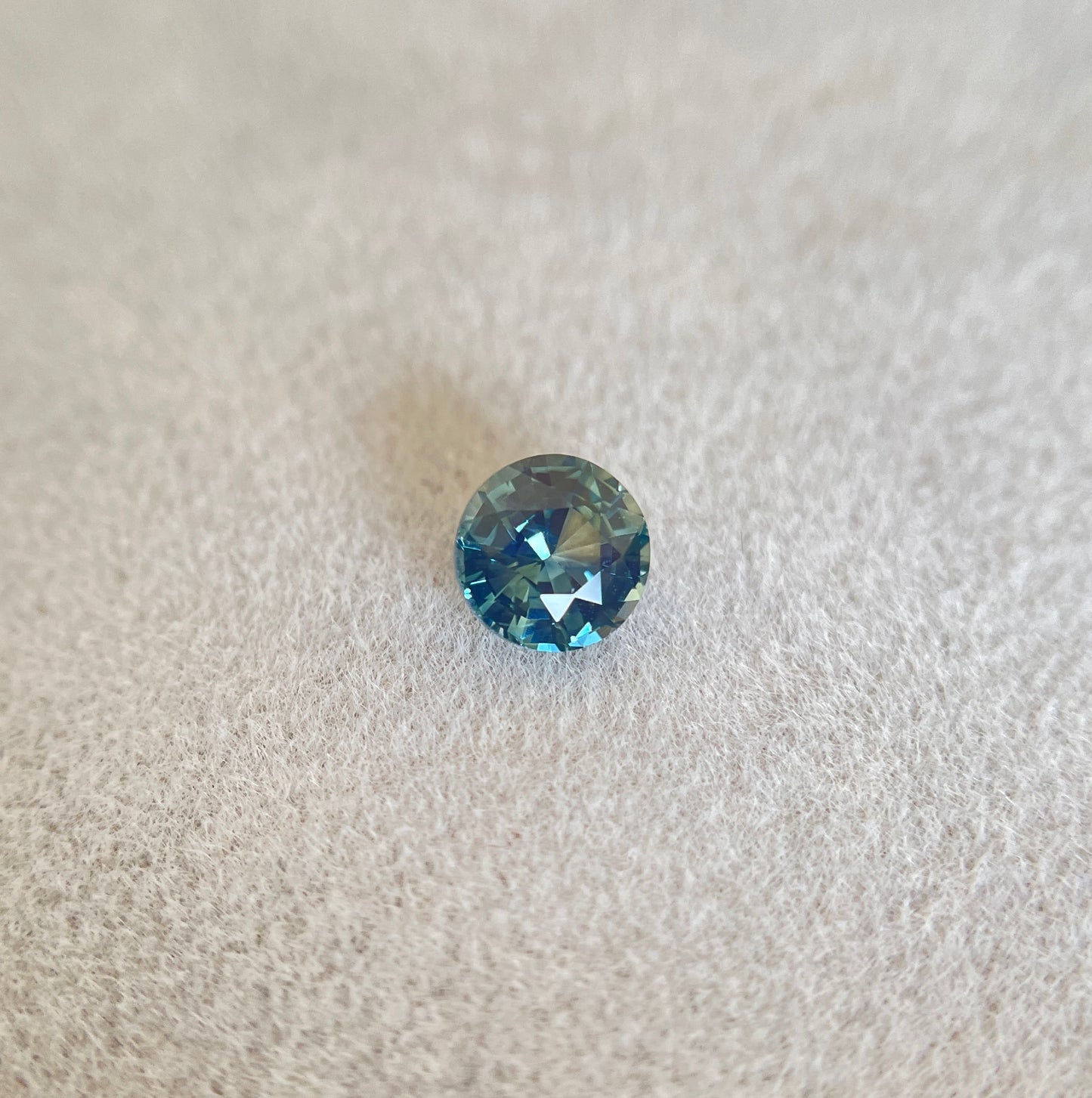 0.92 Carat Teal Sapphire 