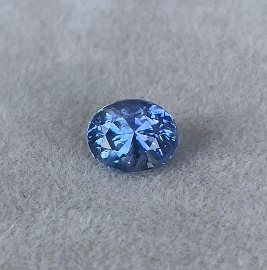 1.23 carat Blue Sapphire/ Ceylon sapphire/ pastel blue sapphire/ sky blue sapphire Engagement Ring/ sapphire ring