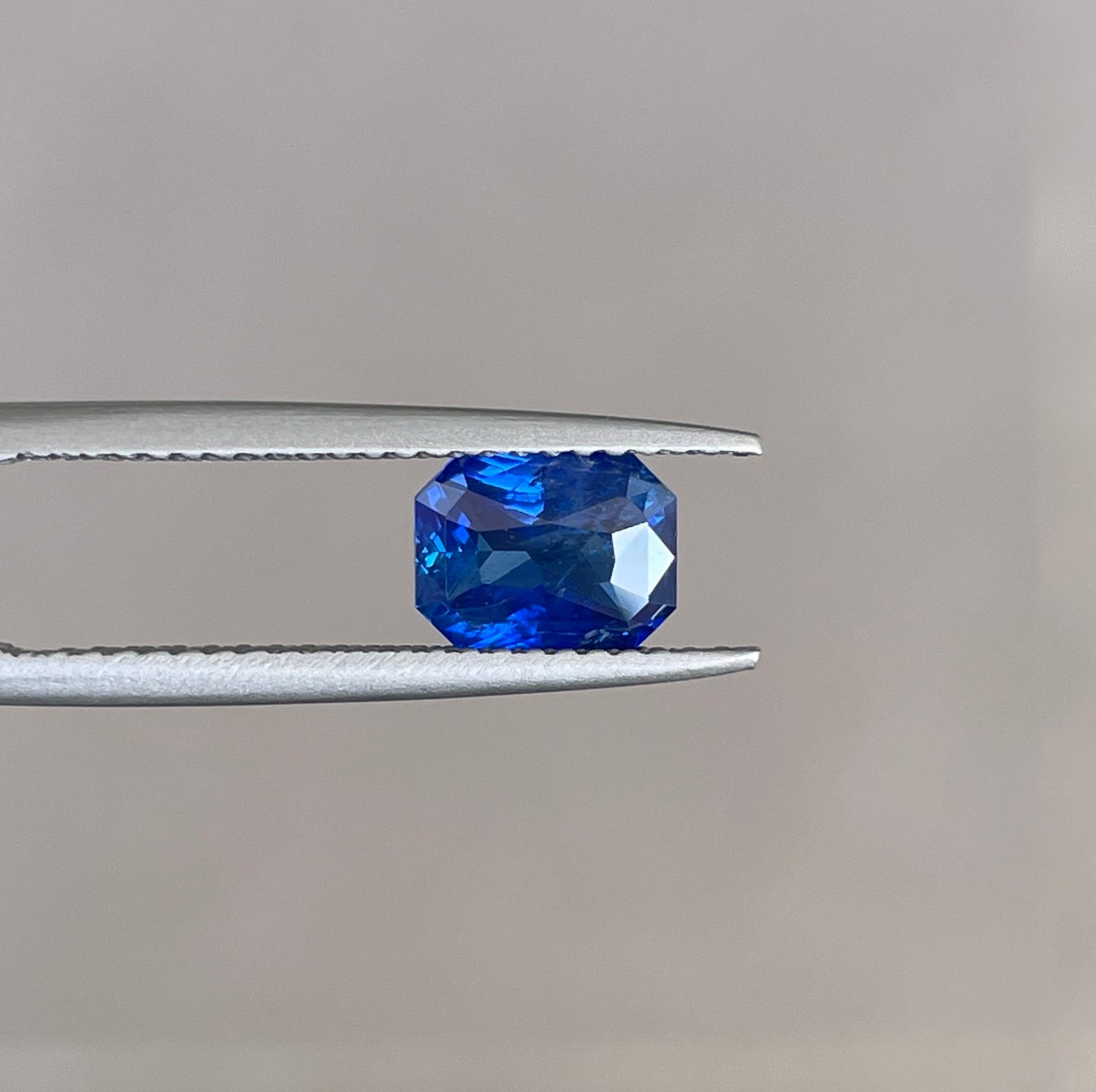 1.51 crt Blue Sapphire/ Ceylon Blue Sapphire/ Natural Blue Sapphire - NASHGEMS
