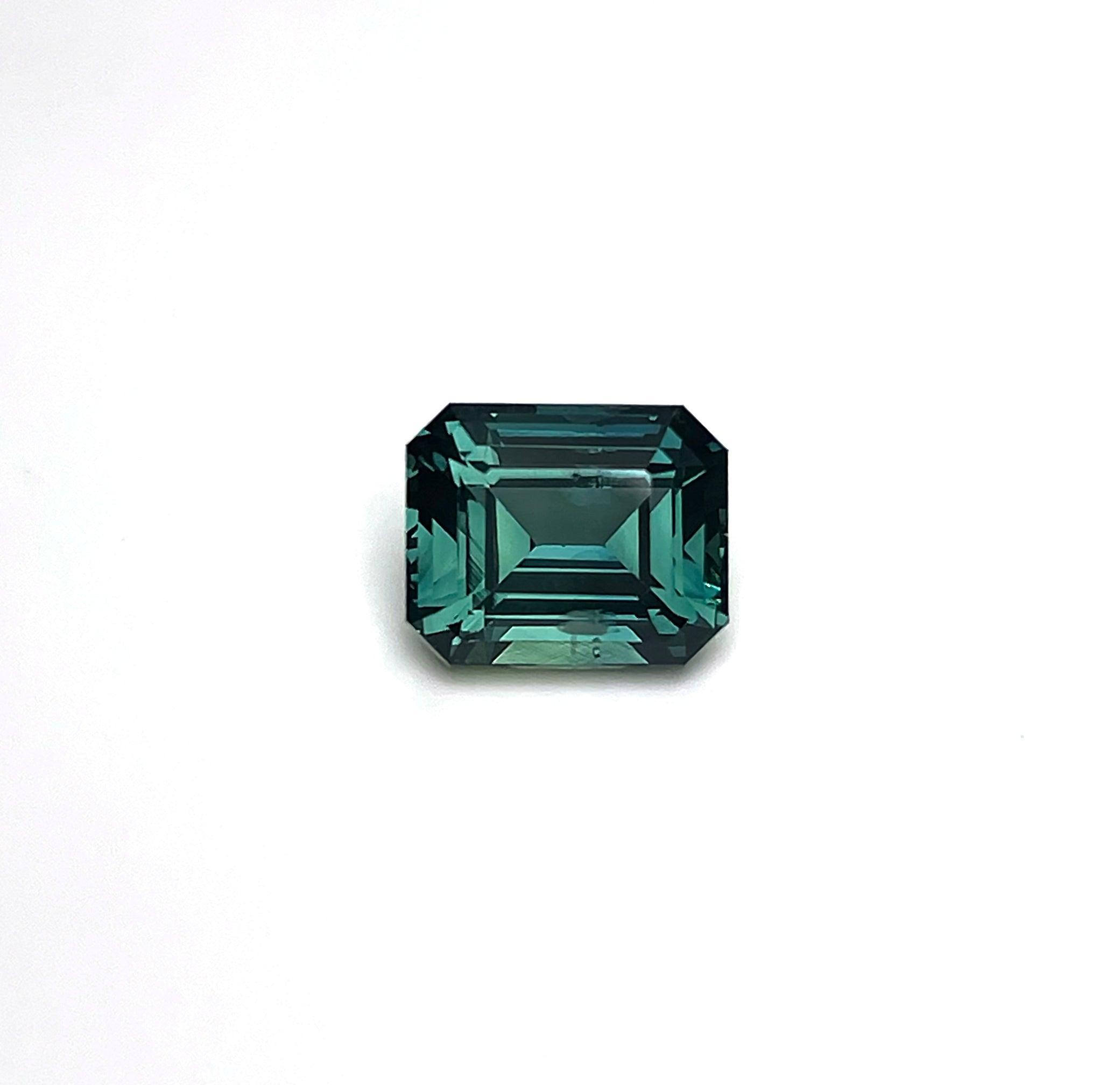 teal blue green gemstone sapphire