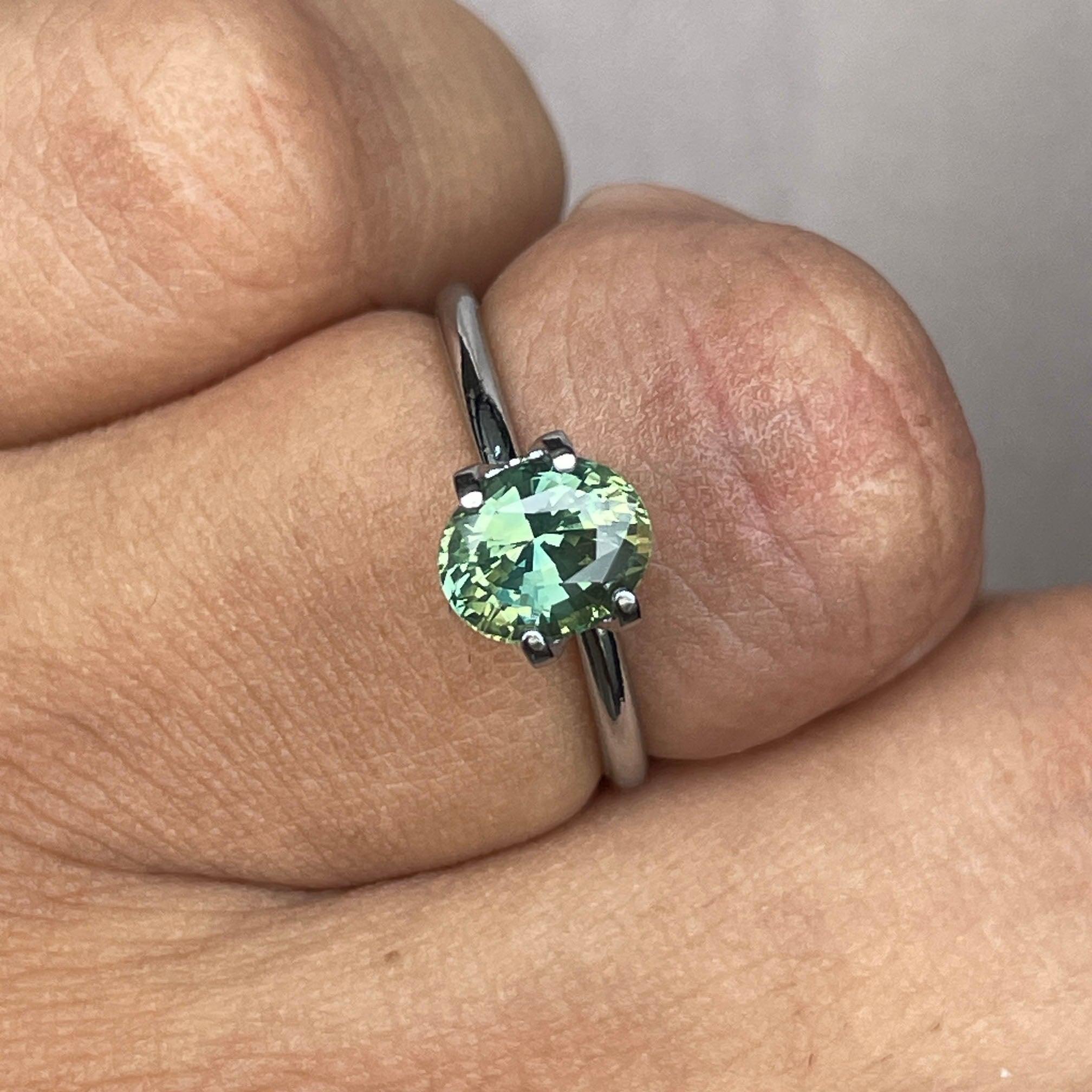 Green sapphire 
