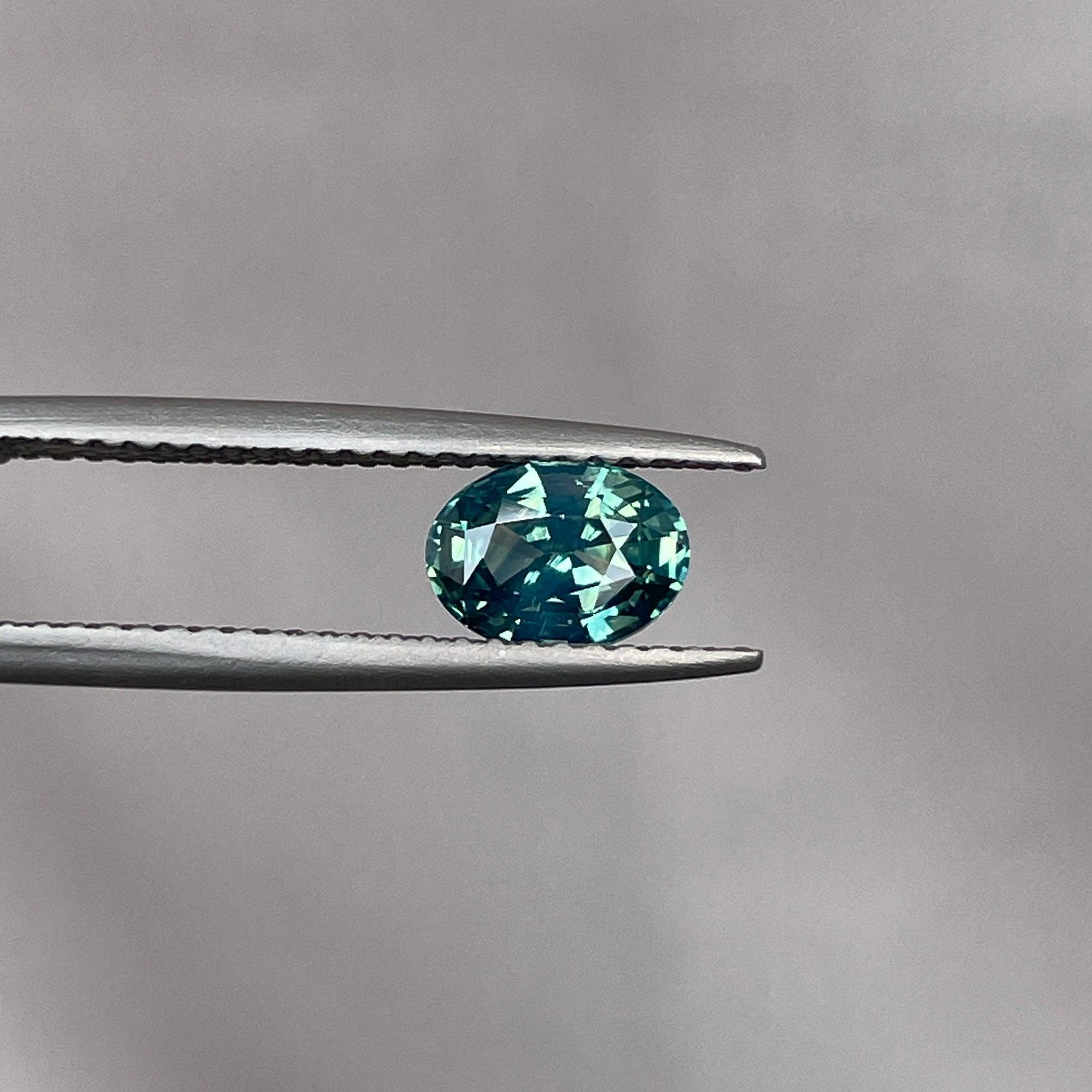 Green sapphire 
