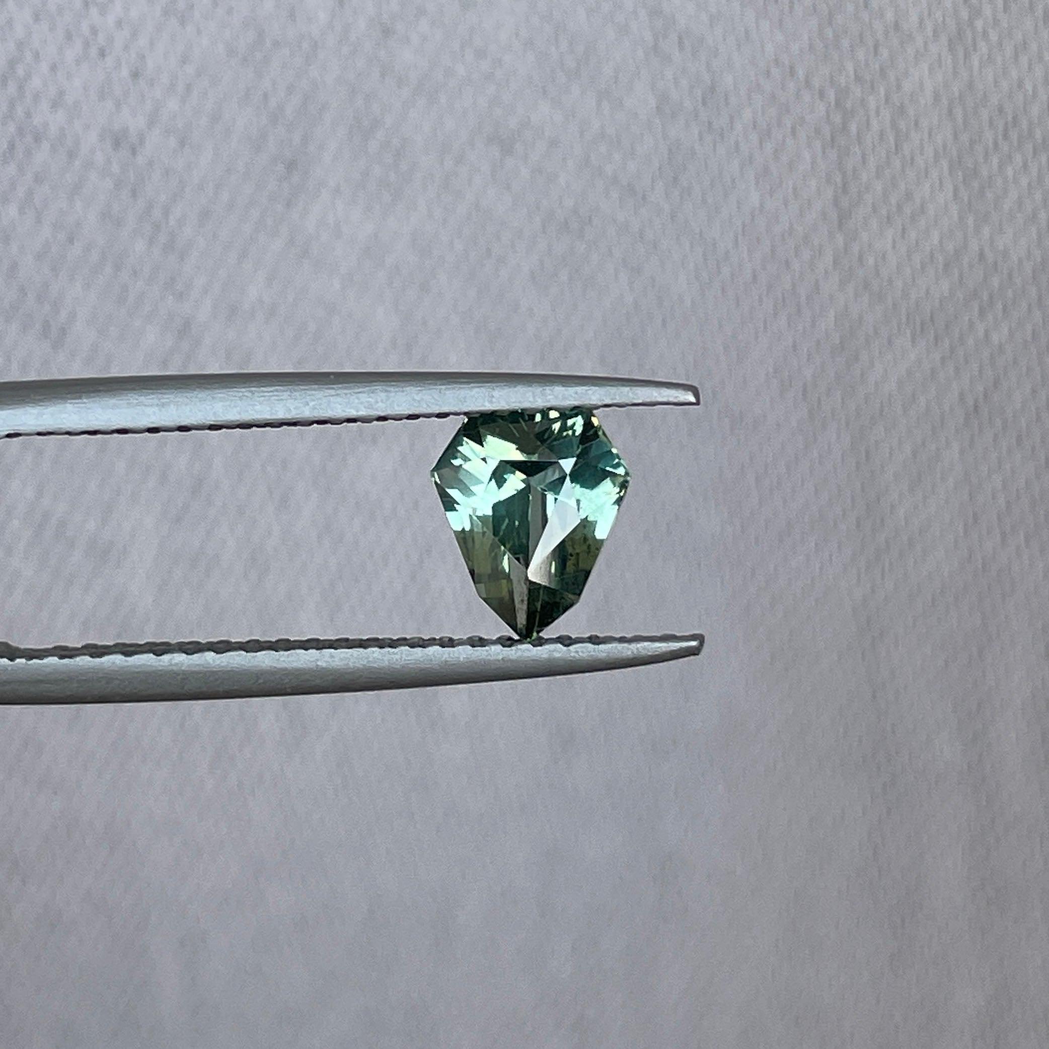 Green sapphire 