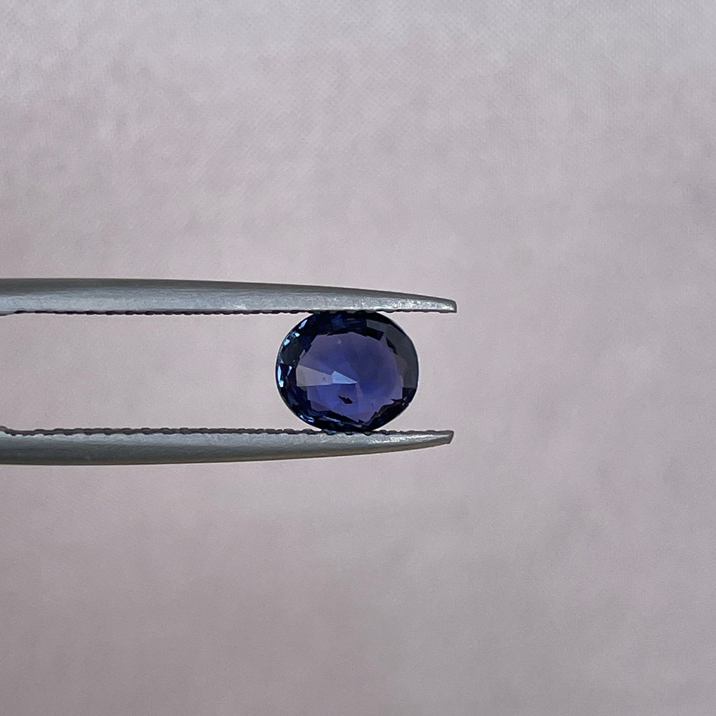 Natural Blue sapphire 1.06 crt