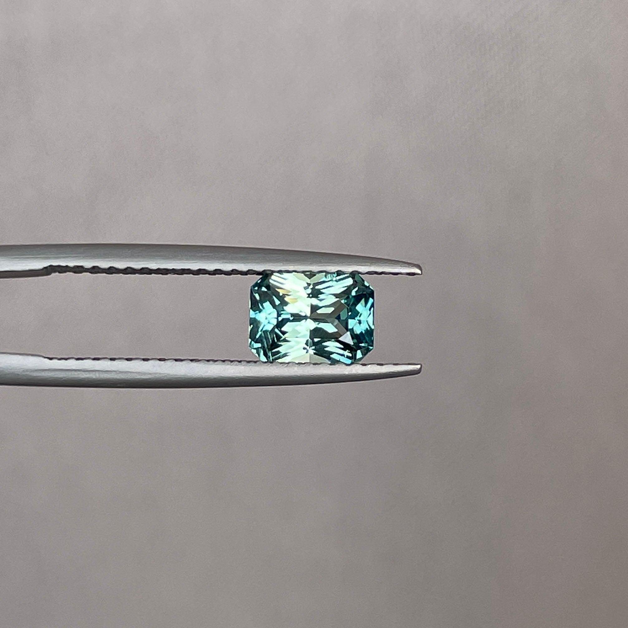 Radiant cut Greenish blue sapphire, Baylor Bears green 1.25 crt. Flawless CERTIFIED Stunning Loose Gemstone