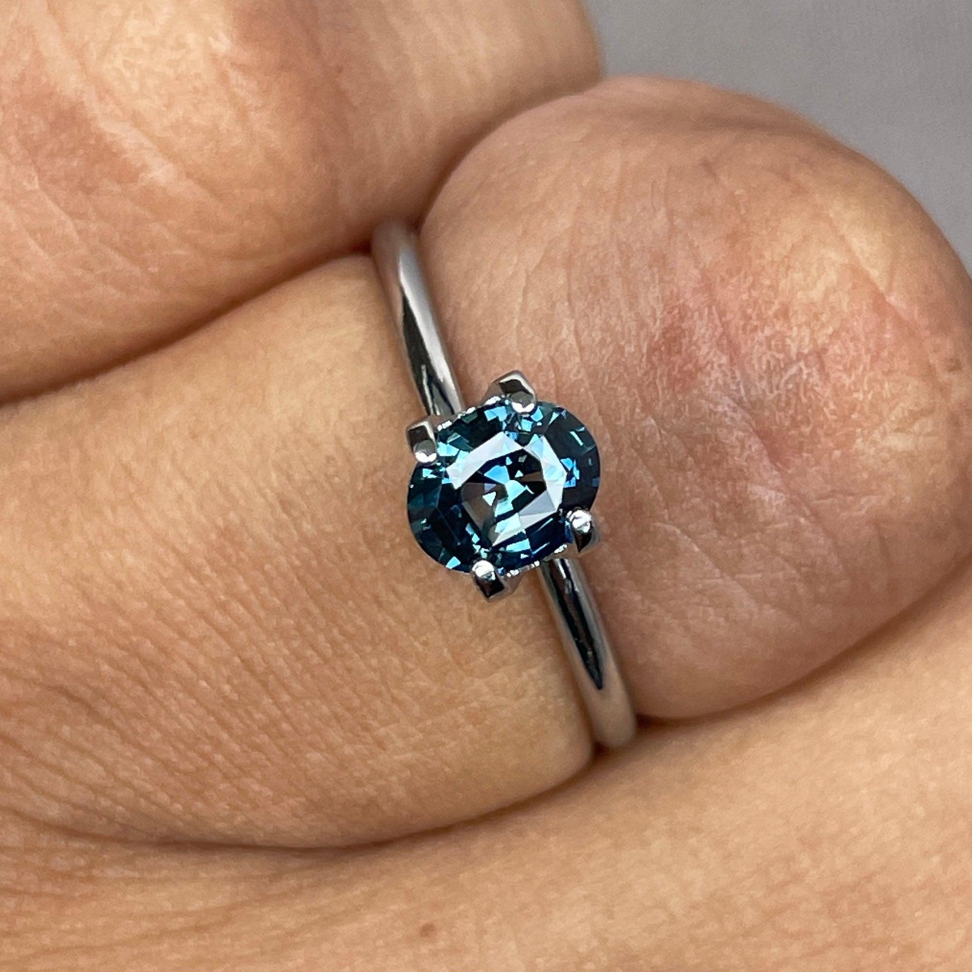 Teal sapphire stone, 1.05 crt swiss alps Natural teal sapphire. Beautiful loose Gemstone for Ring Making