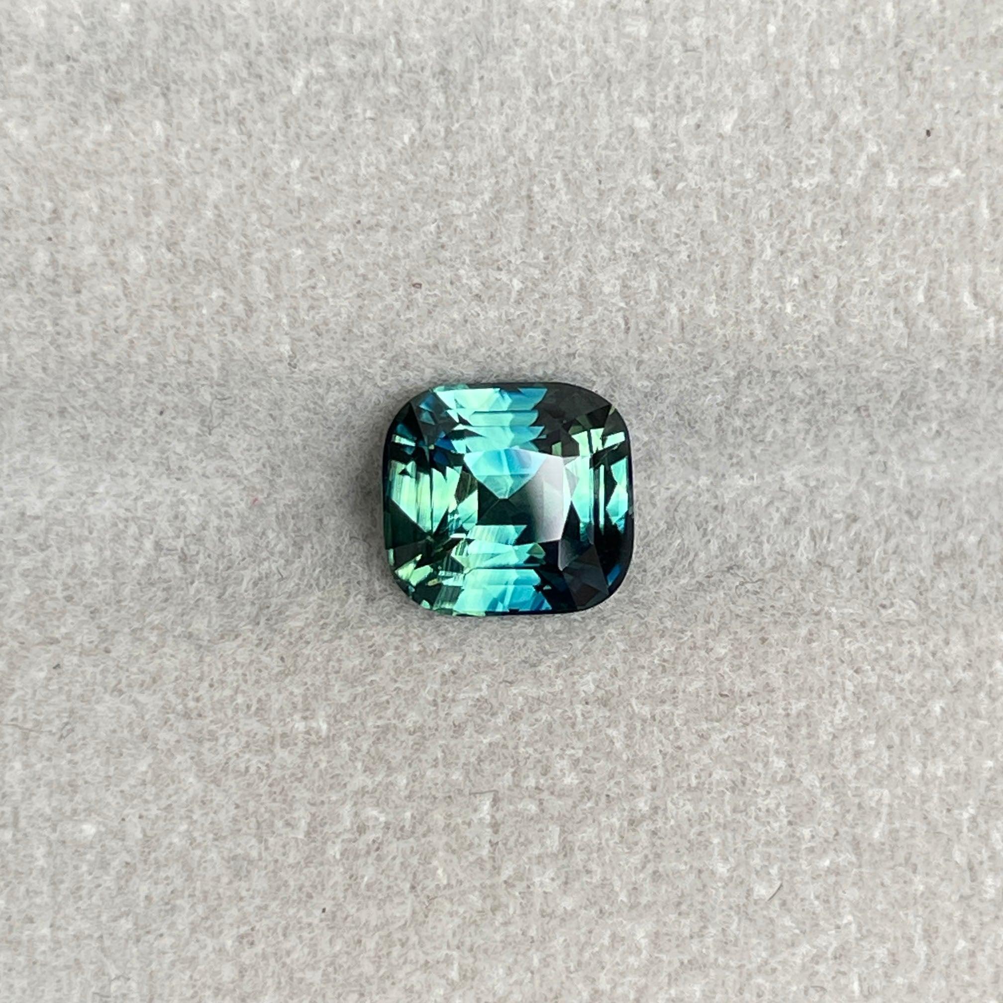 Northern Lights teal sapphire 2.73 crt. Loose gemstone, unmounted sapphire - NASHGEMS