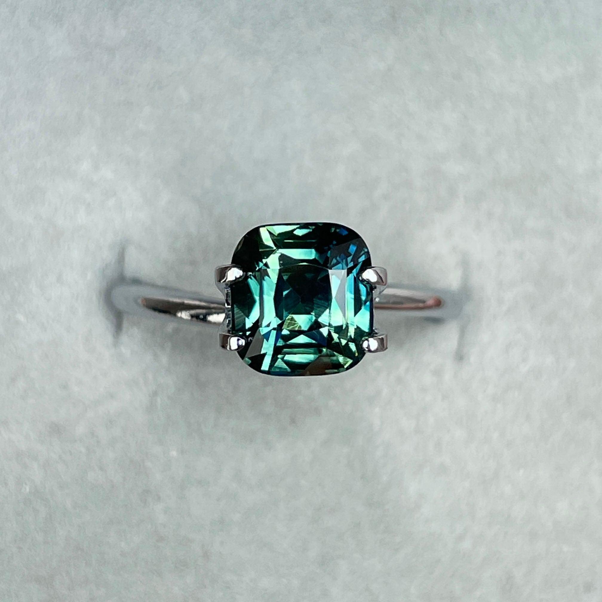 Northern Lights teal sapphire 2.73 crt. Loose gemstone, unmounted sapphire - NASHGEMS