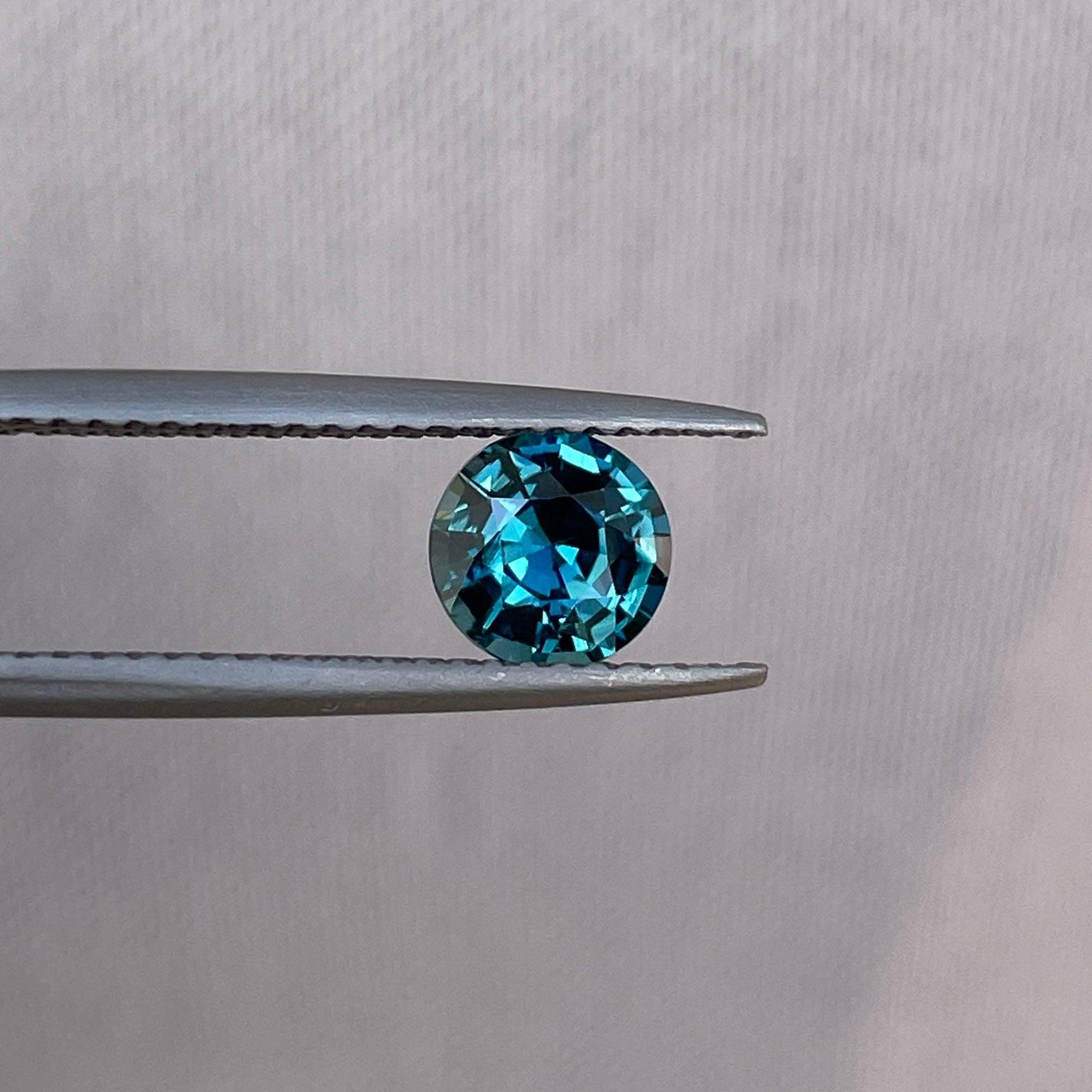 Teal sapphire stone, 1.03 crt. Jacksonville Jaguars Natural teal sapphire. ethically sourced Gemstone for jewelry Making