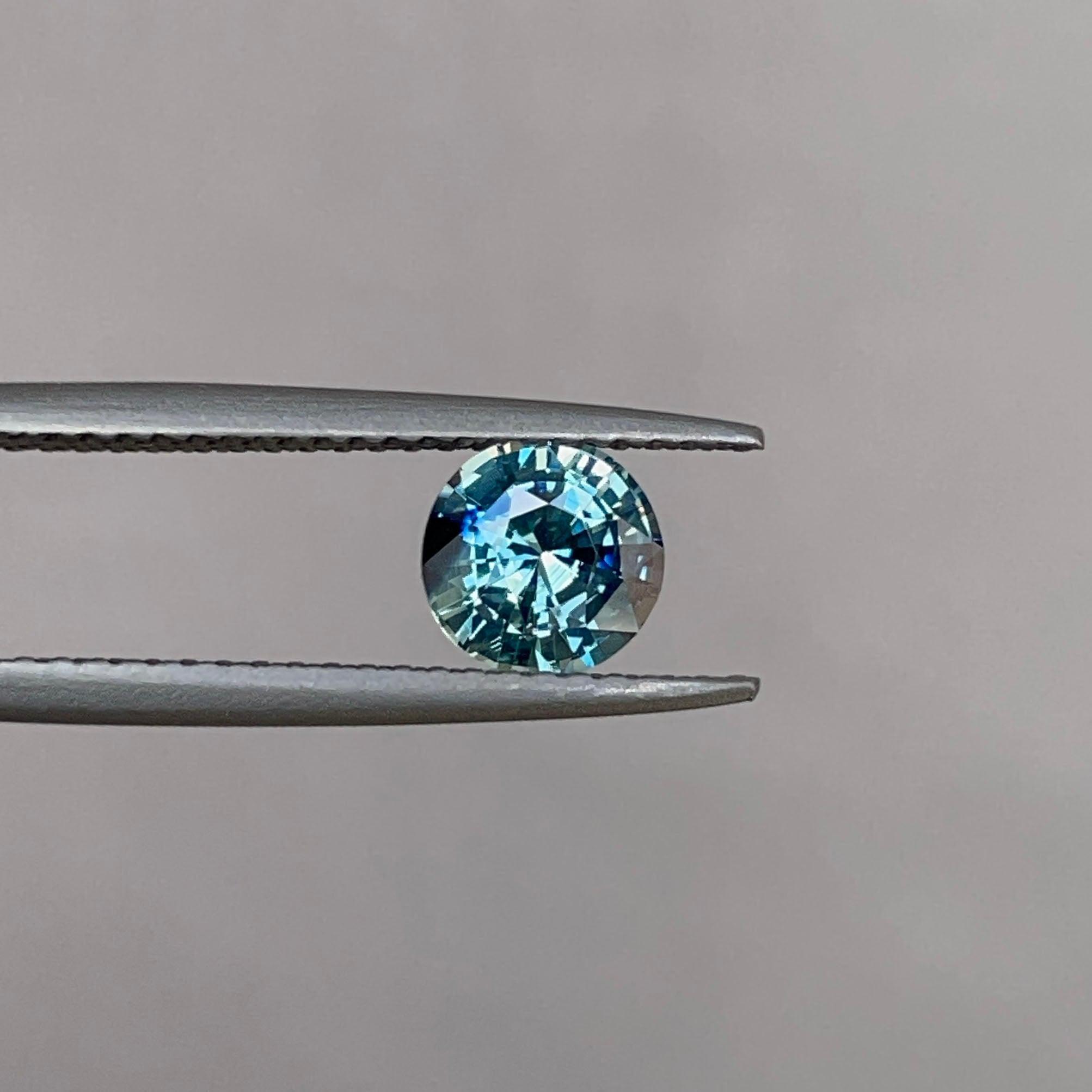 Teal sapphire stone, Seattle teal sapphire 1.02 crt.