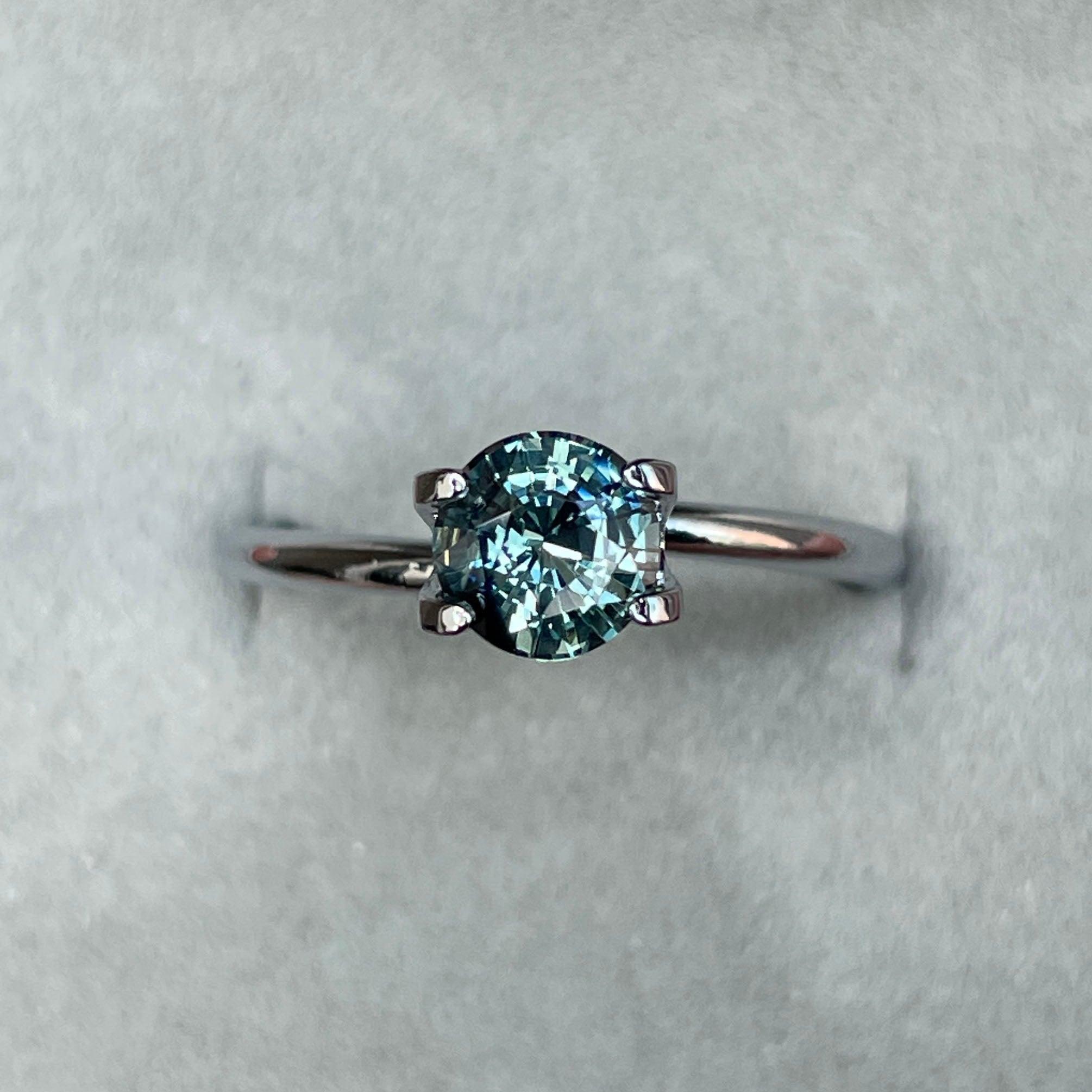 Teal sapphire stone, Seattle teal sapphire 1.02 crt. - NASHGEMS