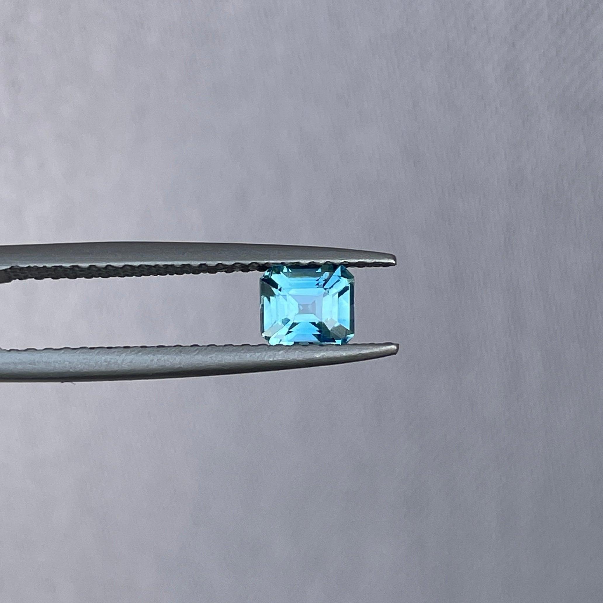 Neon Blue Sapphire Ring