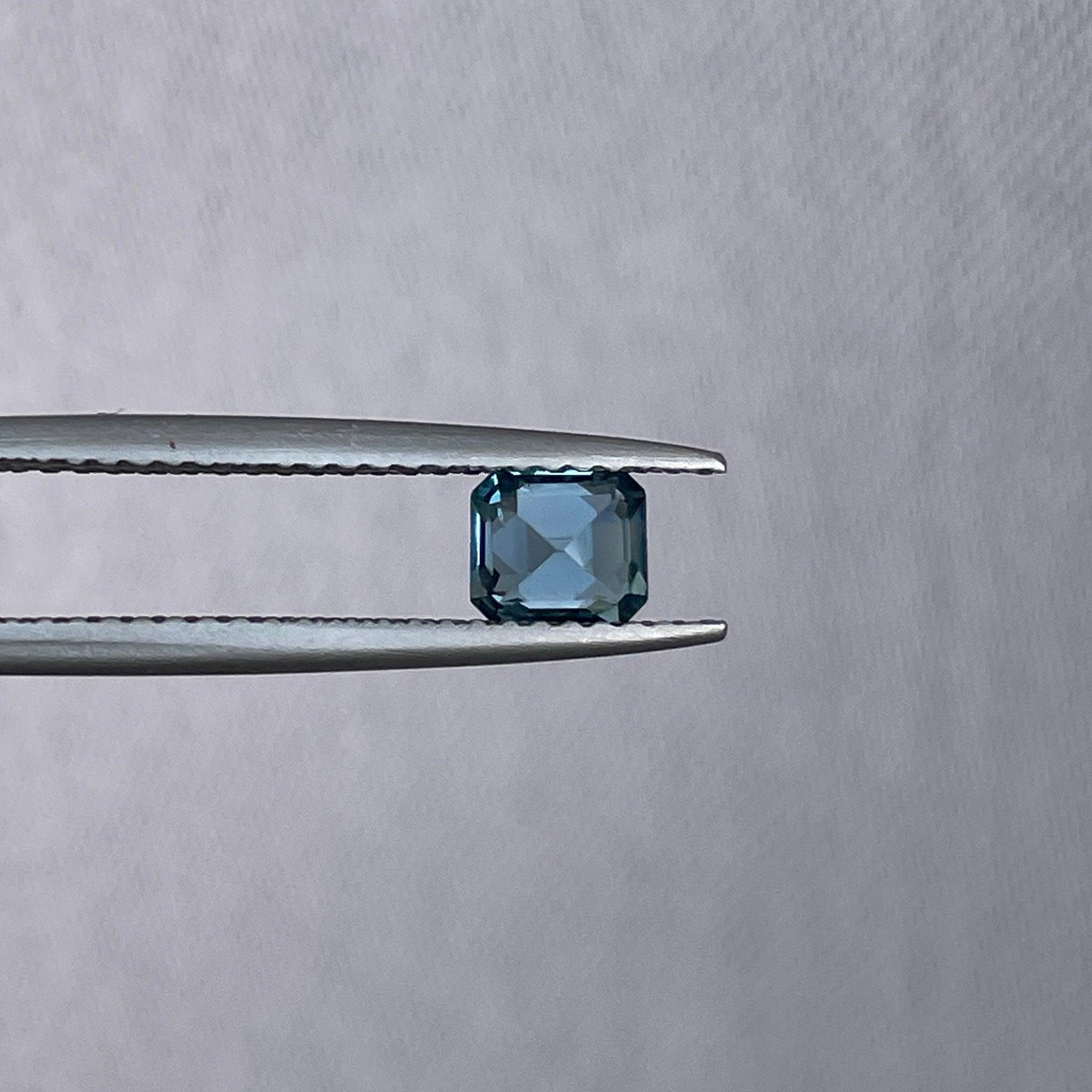 Neon Blue Sapphire Ring