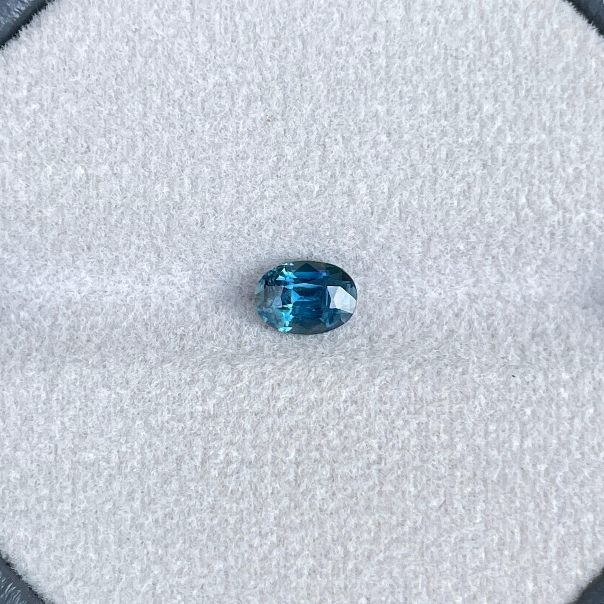 Natural Green Sapphire | Loose |0.83crt | Unset | heated | SAPPHIRE | Gift Idea | Engagement Ring | Sapphire Ring