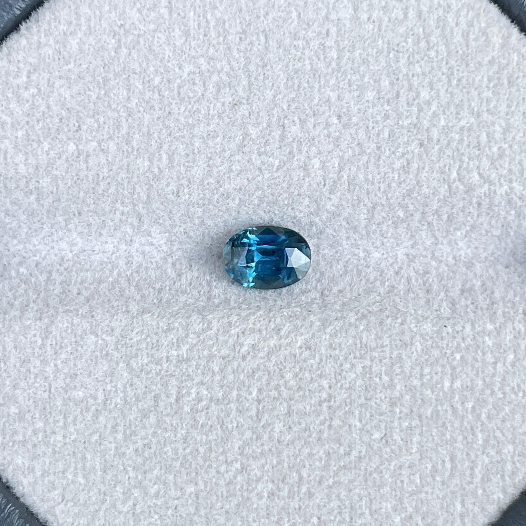 Natural Green Sapphire | Loose |0.83crt | Unset | heated | SAPPHIRE | Gift Idea | Engagement Ring | Sapphire Ring
