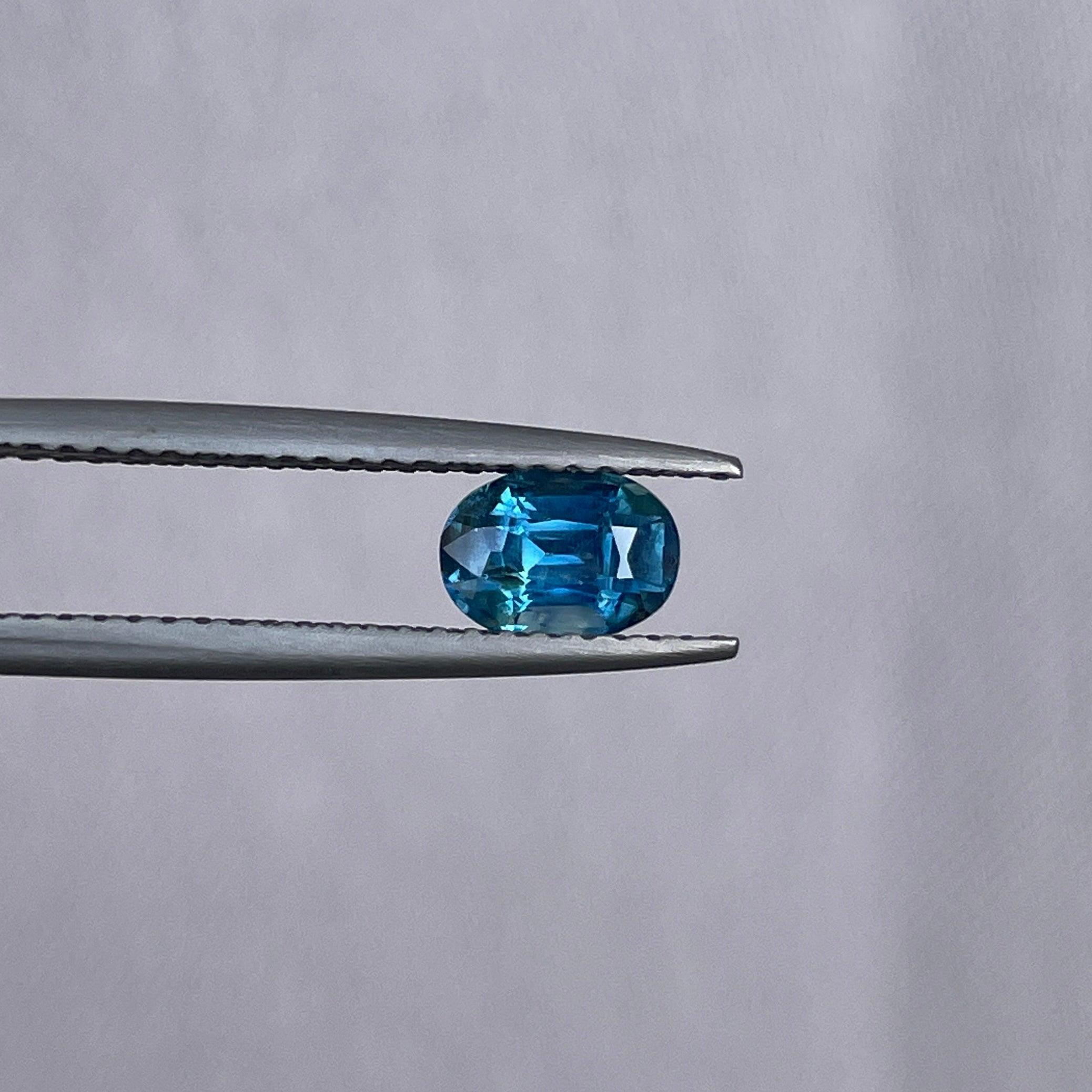 Natural Green Sapphire | Loose |0.83crt | Unset | heated | SAPPHIRE | Gift Idea | Engagement Ring | Sapphire Ring