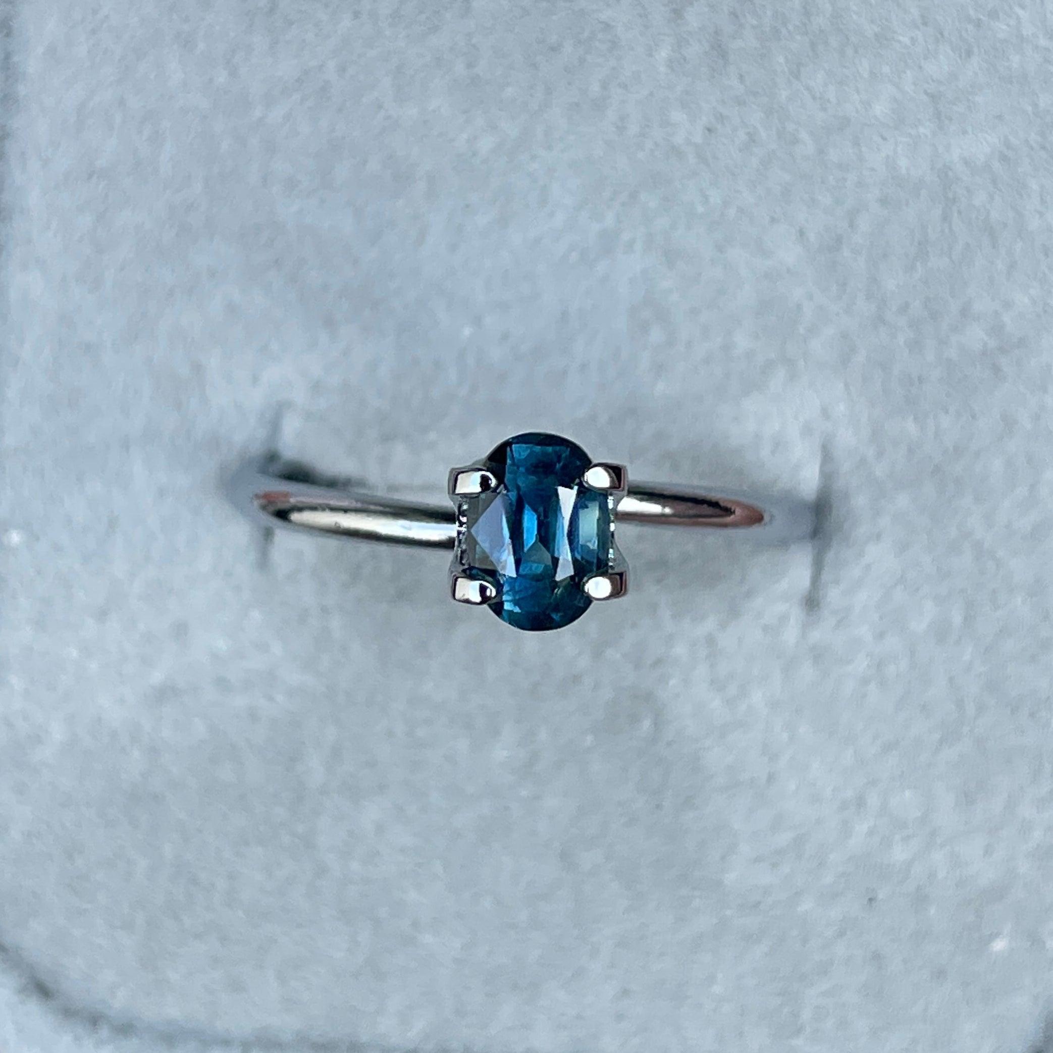 Natural Green Sapphire | Loose |0.83crt | Unset | heated | SAPPHIRE | Gift Idea | Engagement Ring | Sapphire Ring