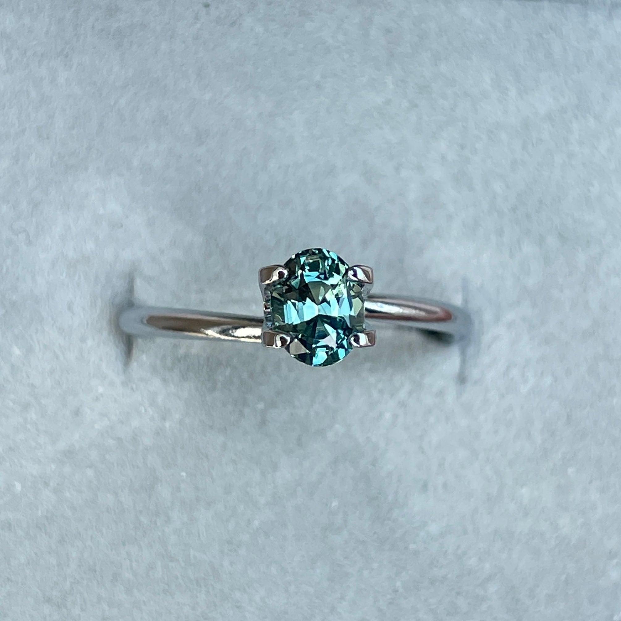 Teal sapphire stone Oval cut, lagoon green sapphire 0.98 crt teal sapphire. Clean Sapphire, Loose Stone