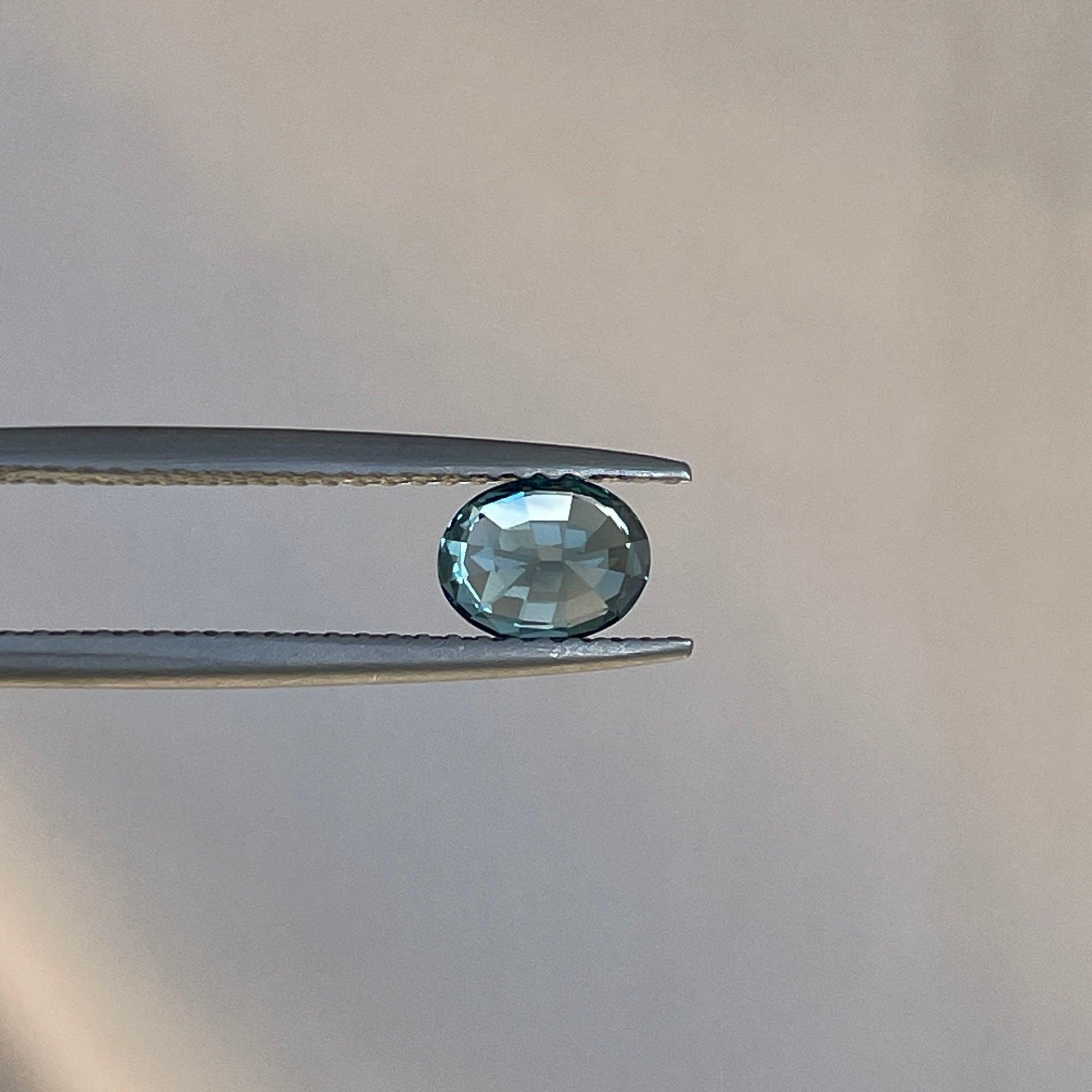 Teal sapphire stone, Caribbean green teal sapphire 0.97 crt. - NASHGEMS