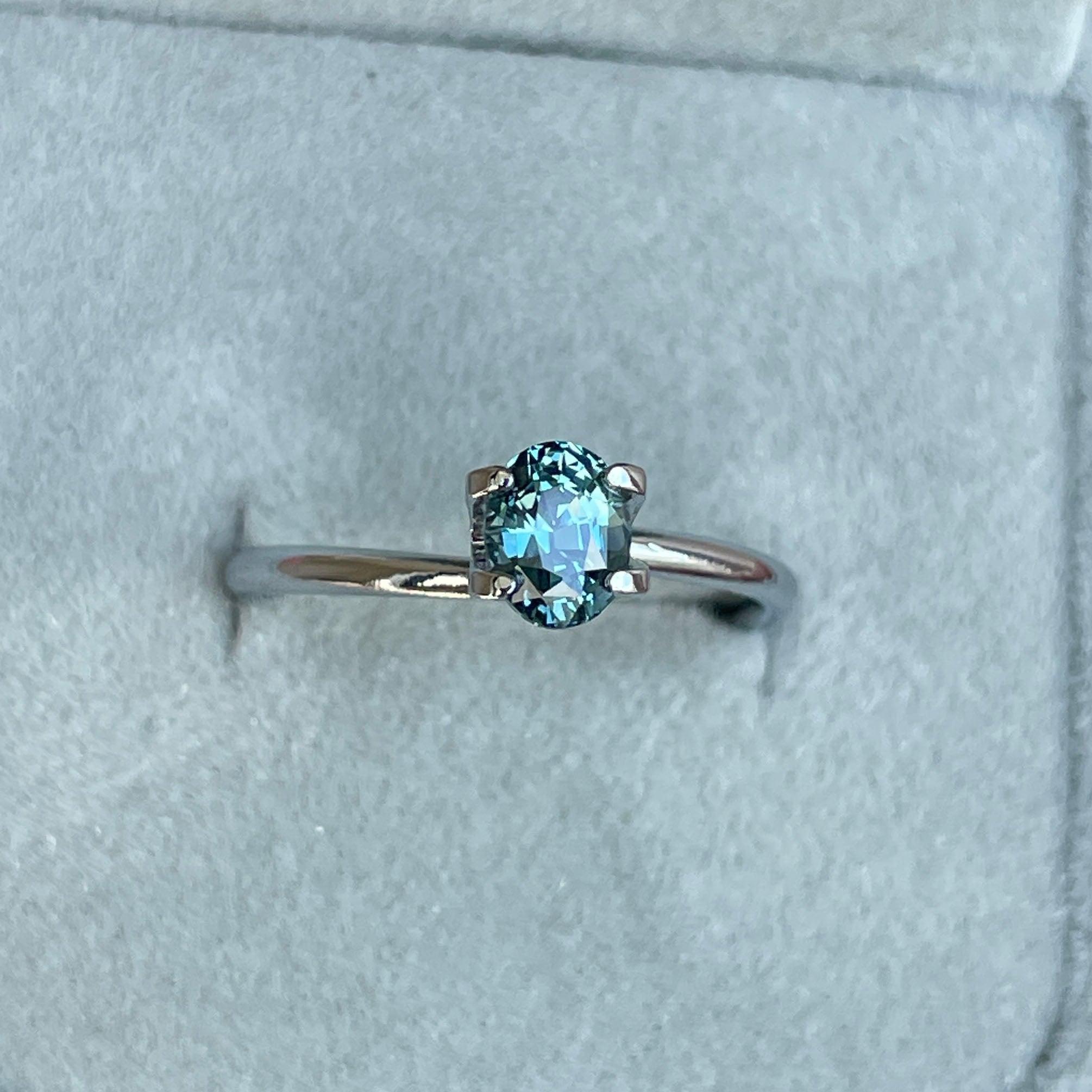 Teal sapphire stone, Caribbean green teal sapphire 0.97 crt.