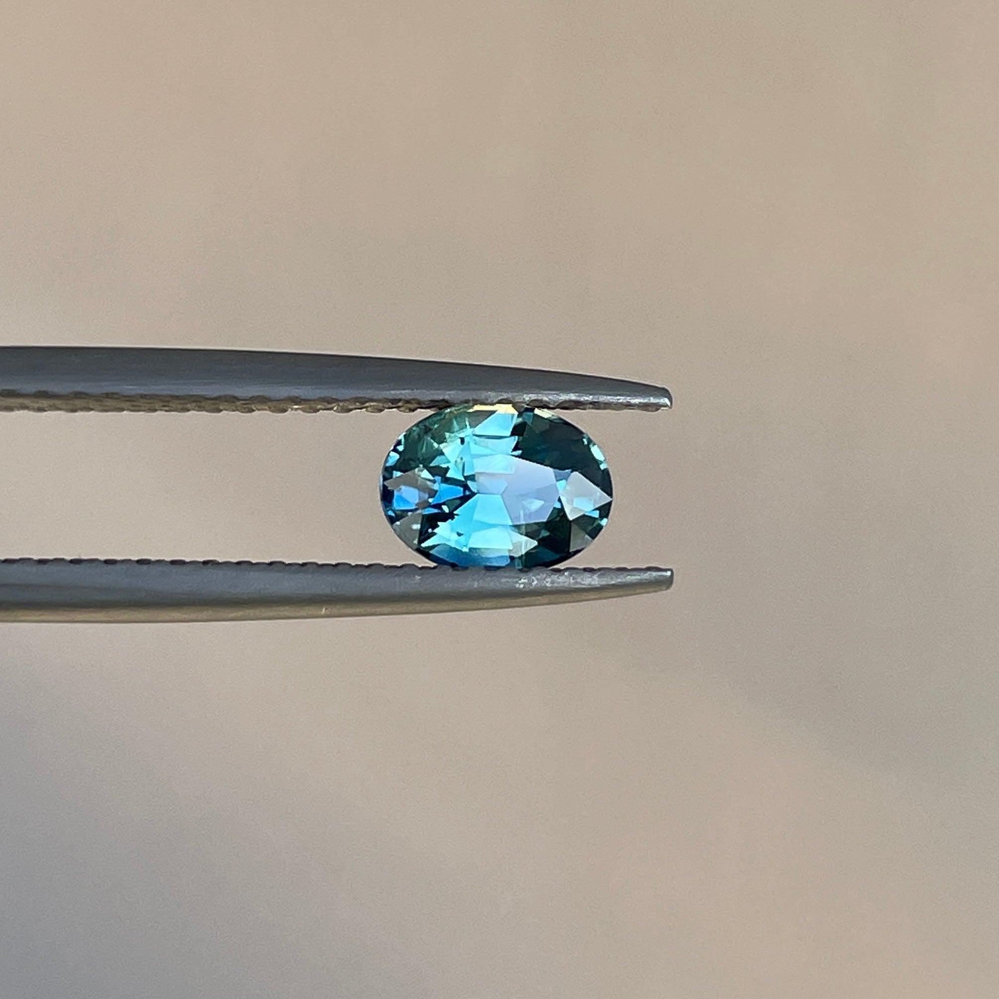 Teal sapphire, 0.81 crt blue lagoon Natural teal sapphire/ Montana sapphire/ sapphire ring/ jewellery supplies
