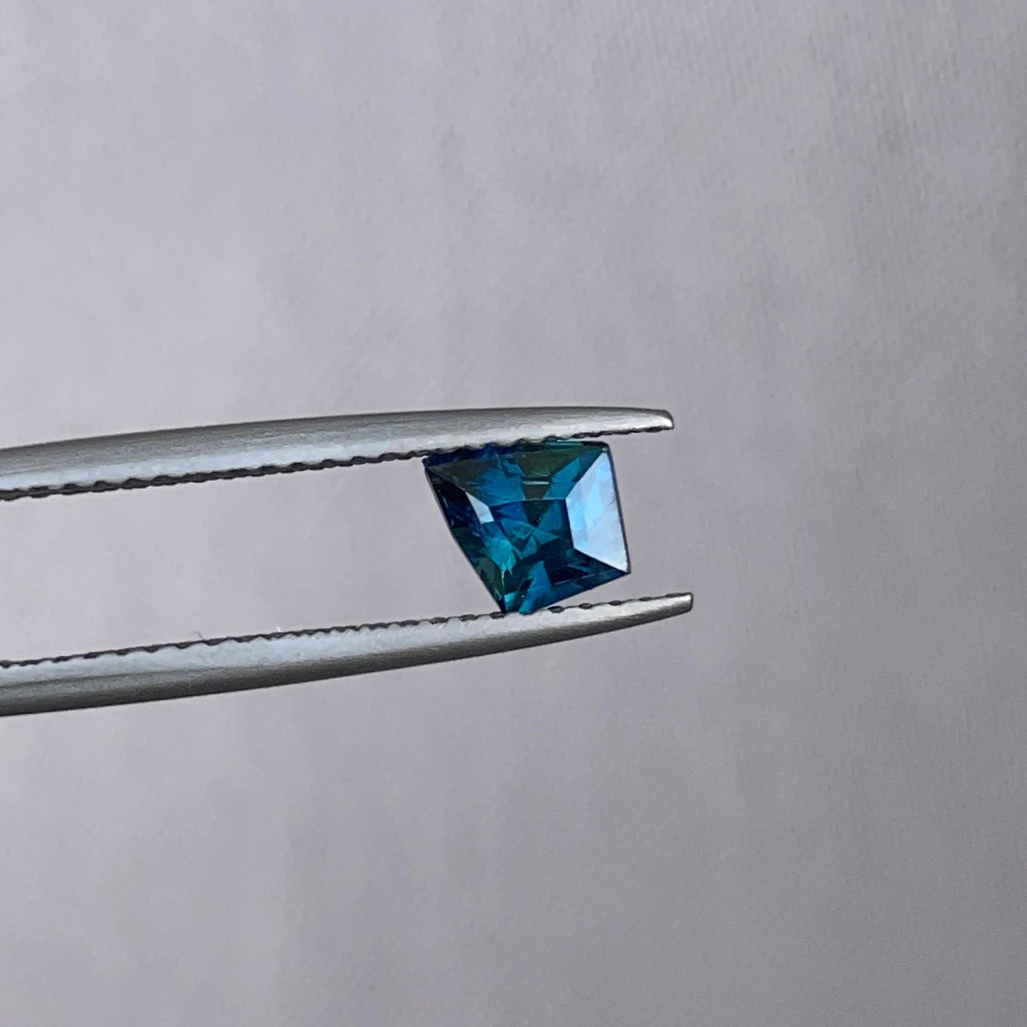 Teal Sapphire 0.82 Ct