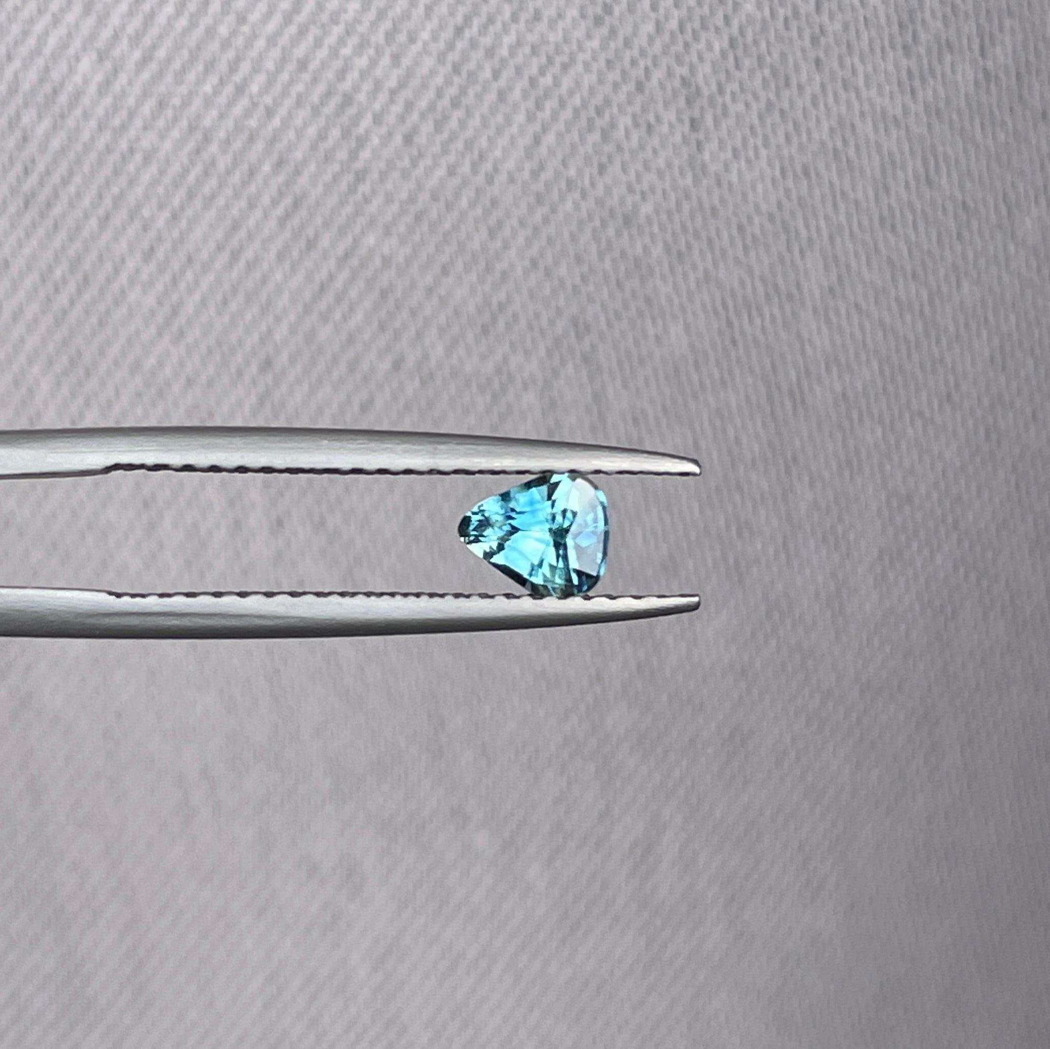 Natural Teal Sapphire 0.54 CT, Teal Sapphire Engagement Rings, Green Sapphire, Wedding Rings, Parti Sapphire, Pear Cut Gemstones