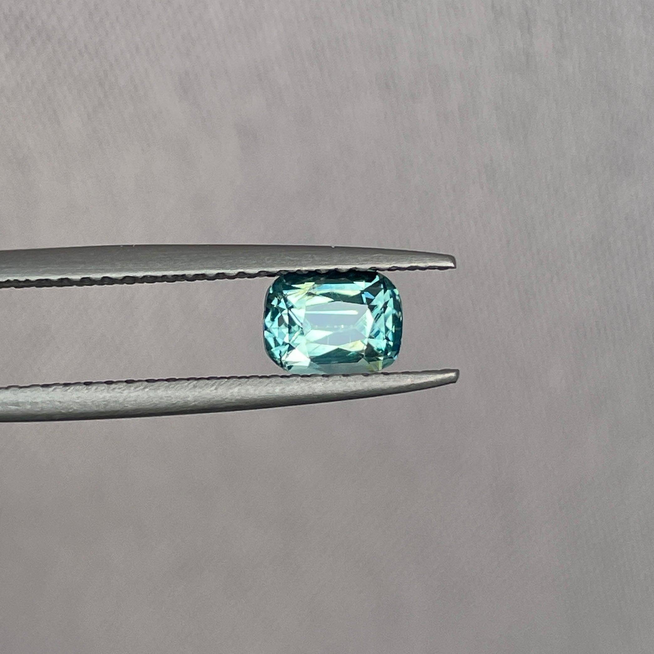This 1.00 crt Green Sapphire is well cut to bring out the best colour and lustre, and has a perfect colour blend.