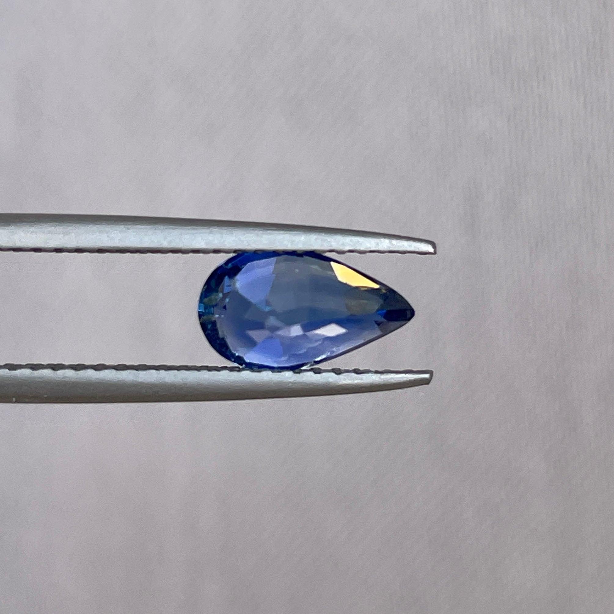 blue sapphire engagement rings
