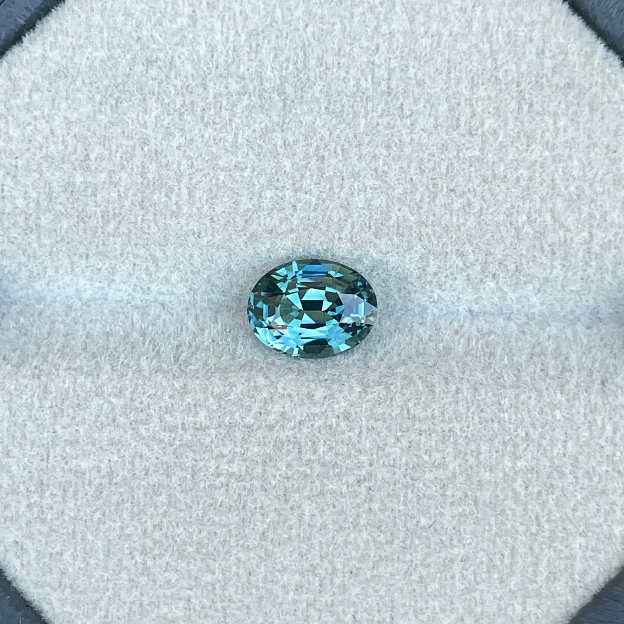 NATURAL BLUE GREEN OVAL SAPPHIRE 1.71