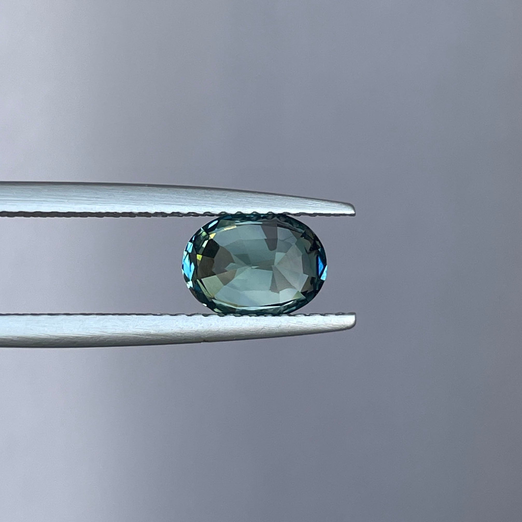 NATURAL BLUE GREEN OVAL SAPPHIRE 1.71