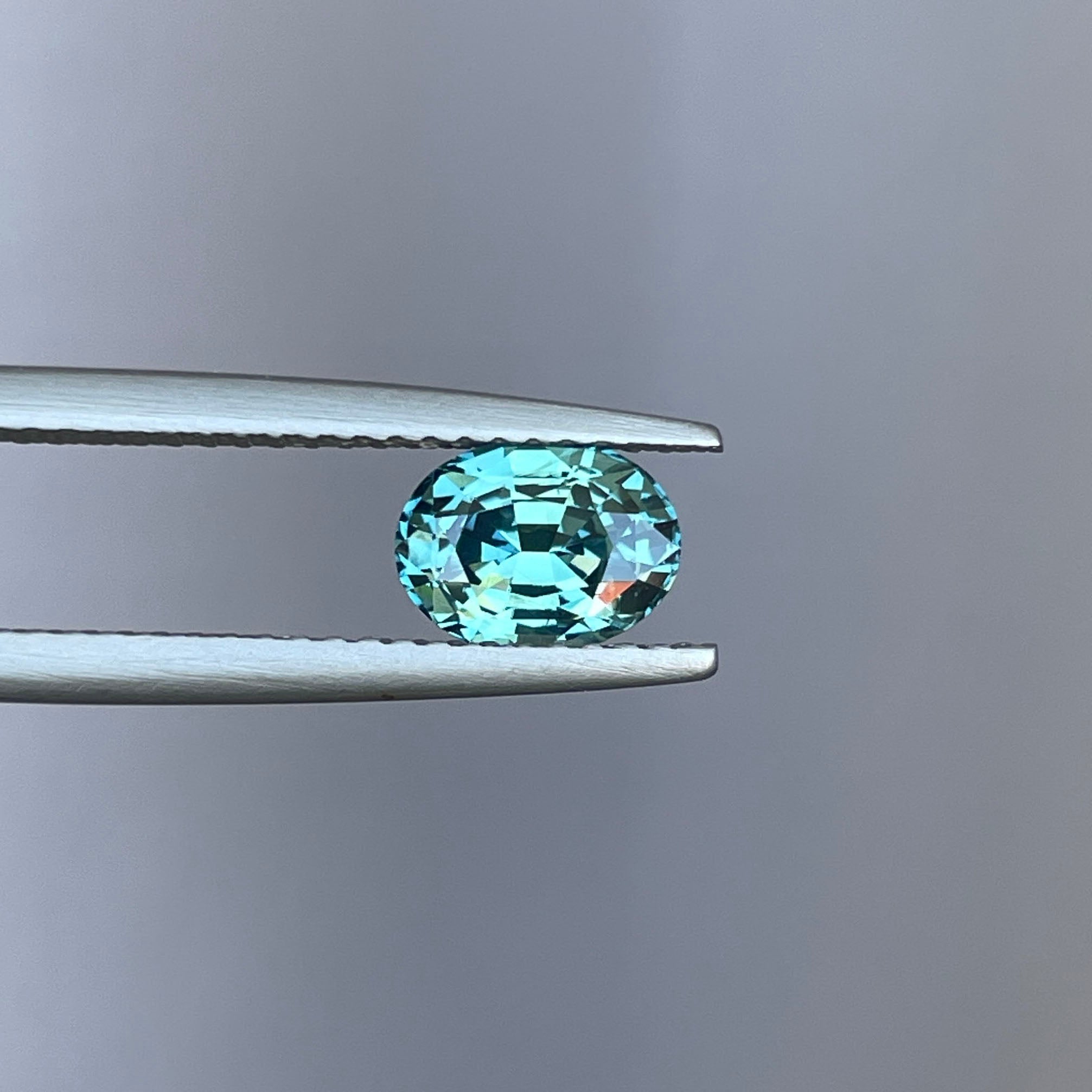 NATURAL BLUE GREEN SAPPHIRE OVAL 1.32 