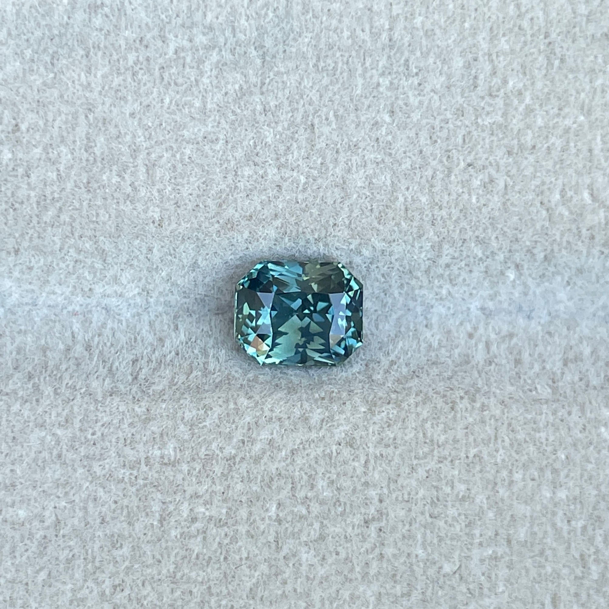 NATURAL BLUE GREEN SAPPHIRE RADIANT 1.28
