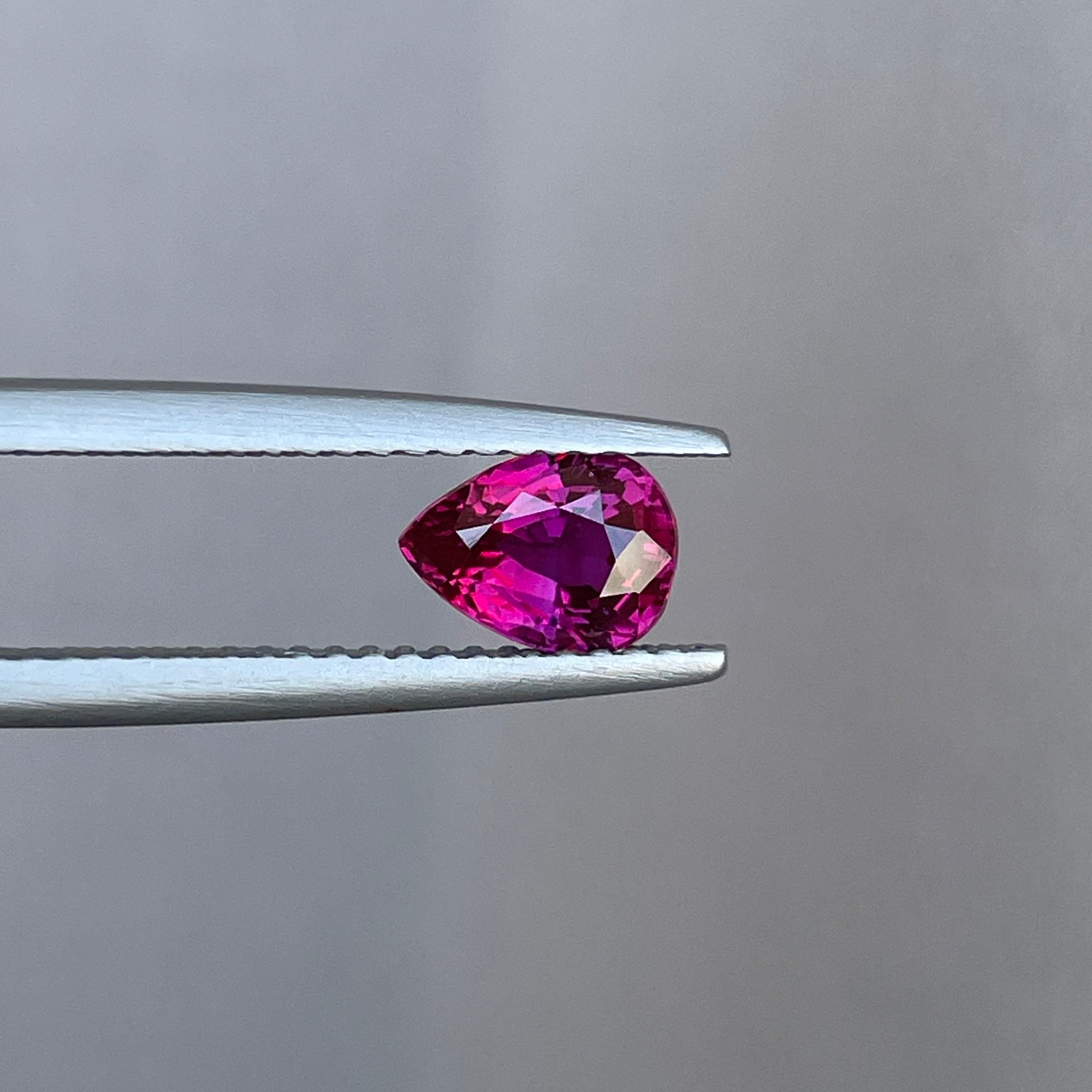 NATURAL RUBY PEAR CUT GEMSTONE 1.05