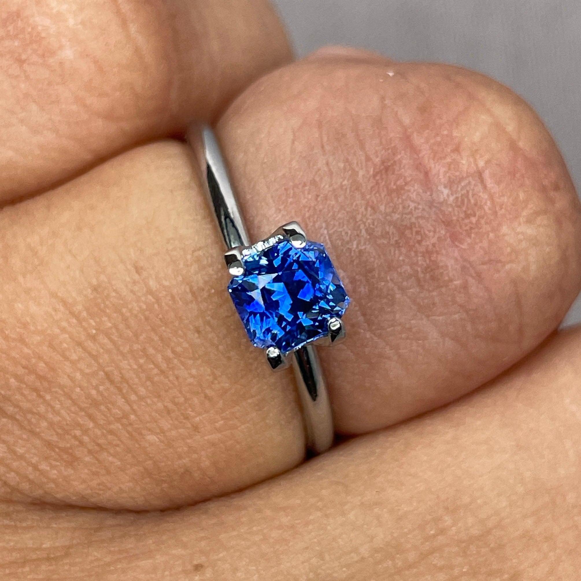 Natural Blue sapphire 