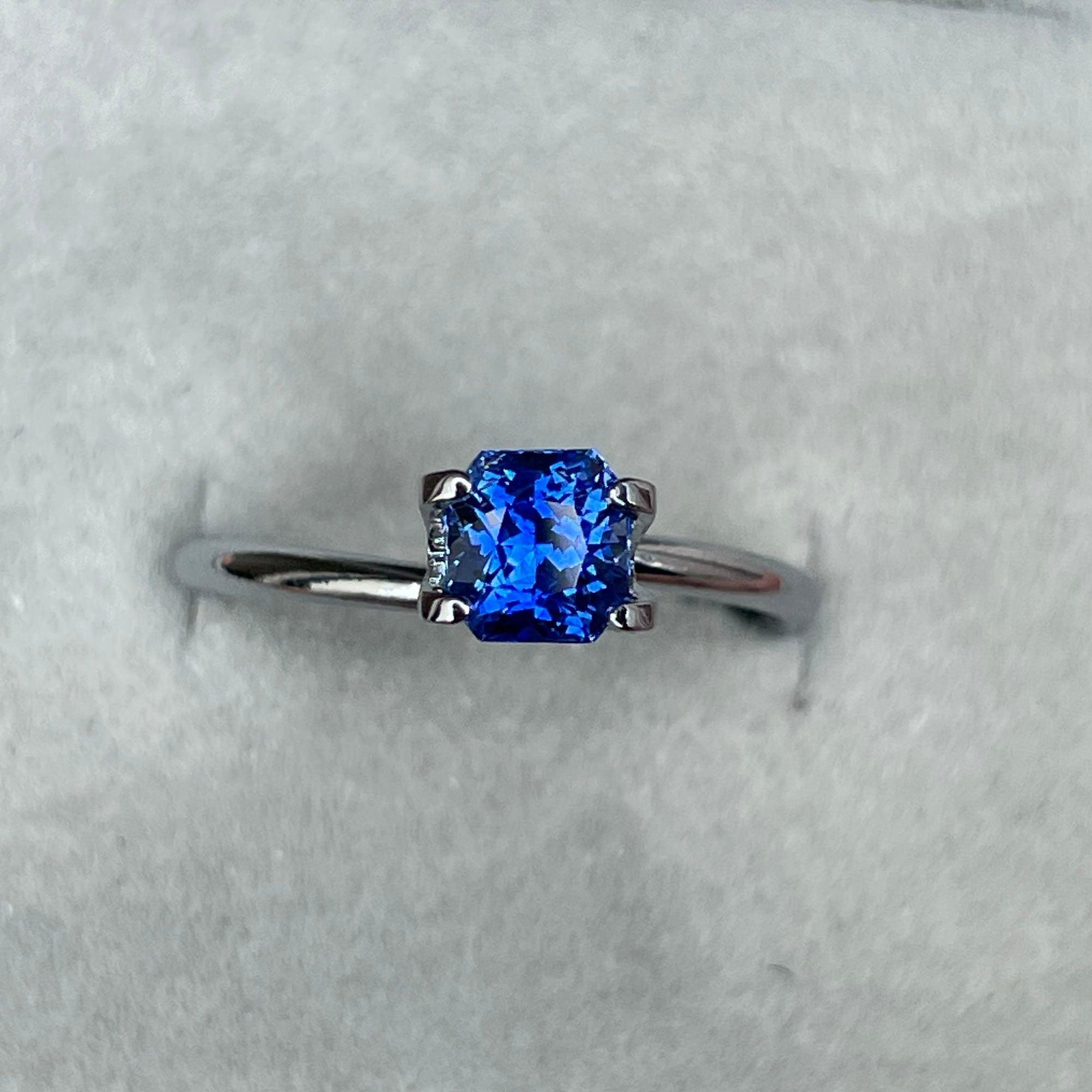 Natural Blue sapphire 