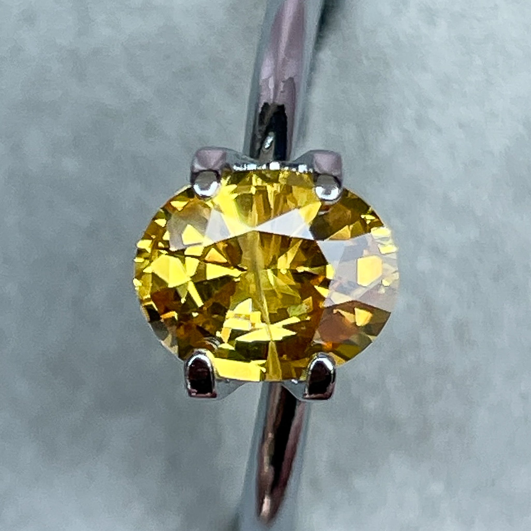 Natural yellow sapphire loose gemstone, 1.27 ct oval cut, heat-treated yellow sapphire by NASHGEMS for engagement rings.