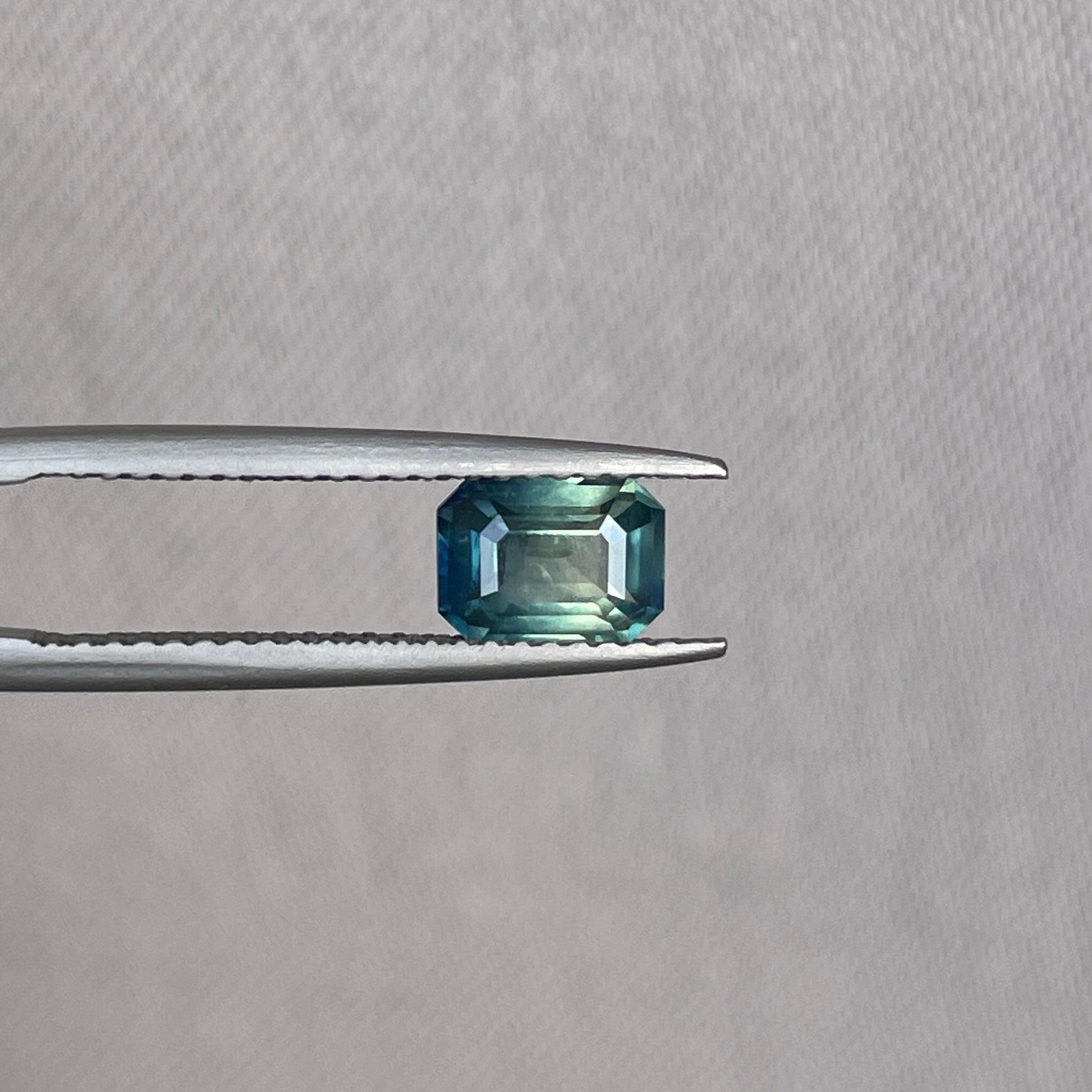 bi coloured parti sapphire