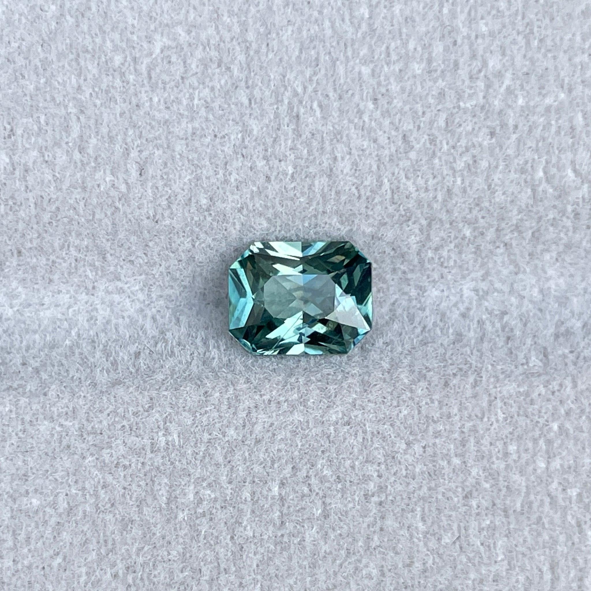 bi coloured parti sapphire