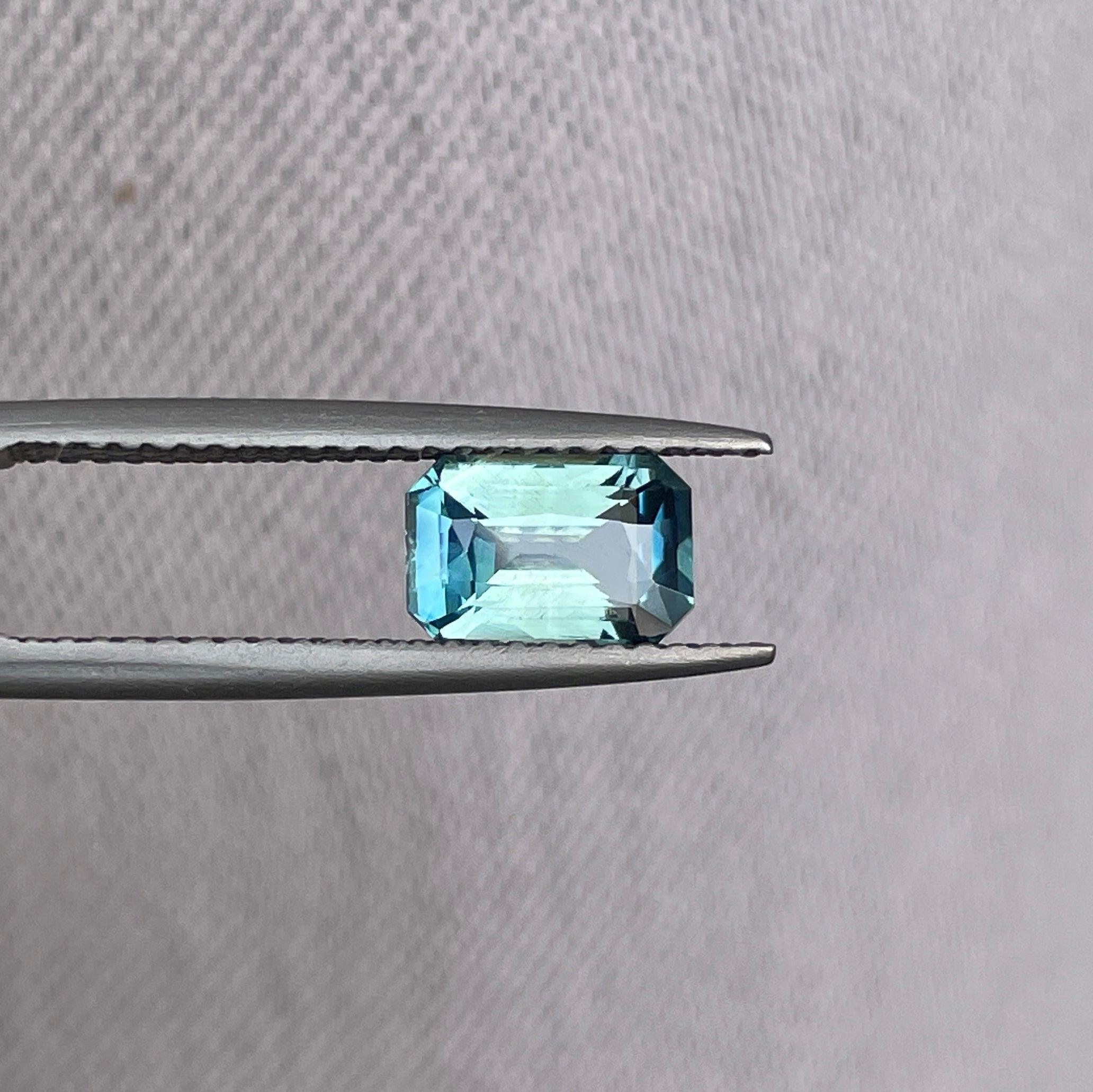 bi coloured parti sapphire