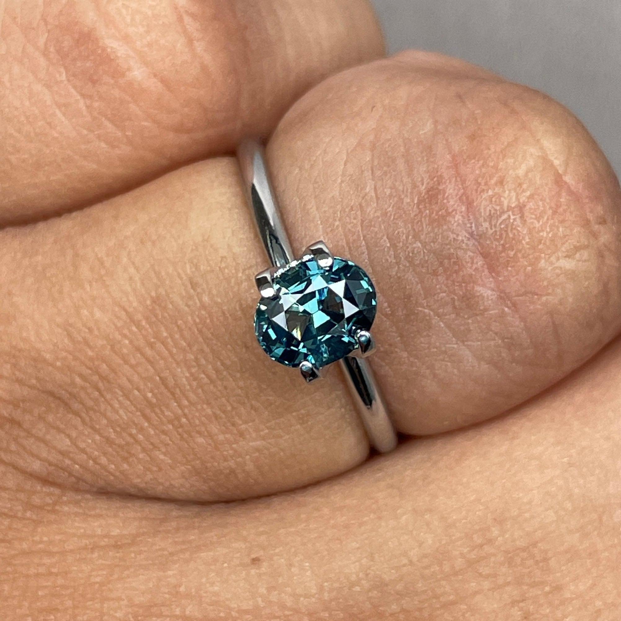 blue green sapphire