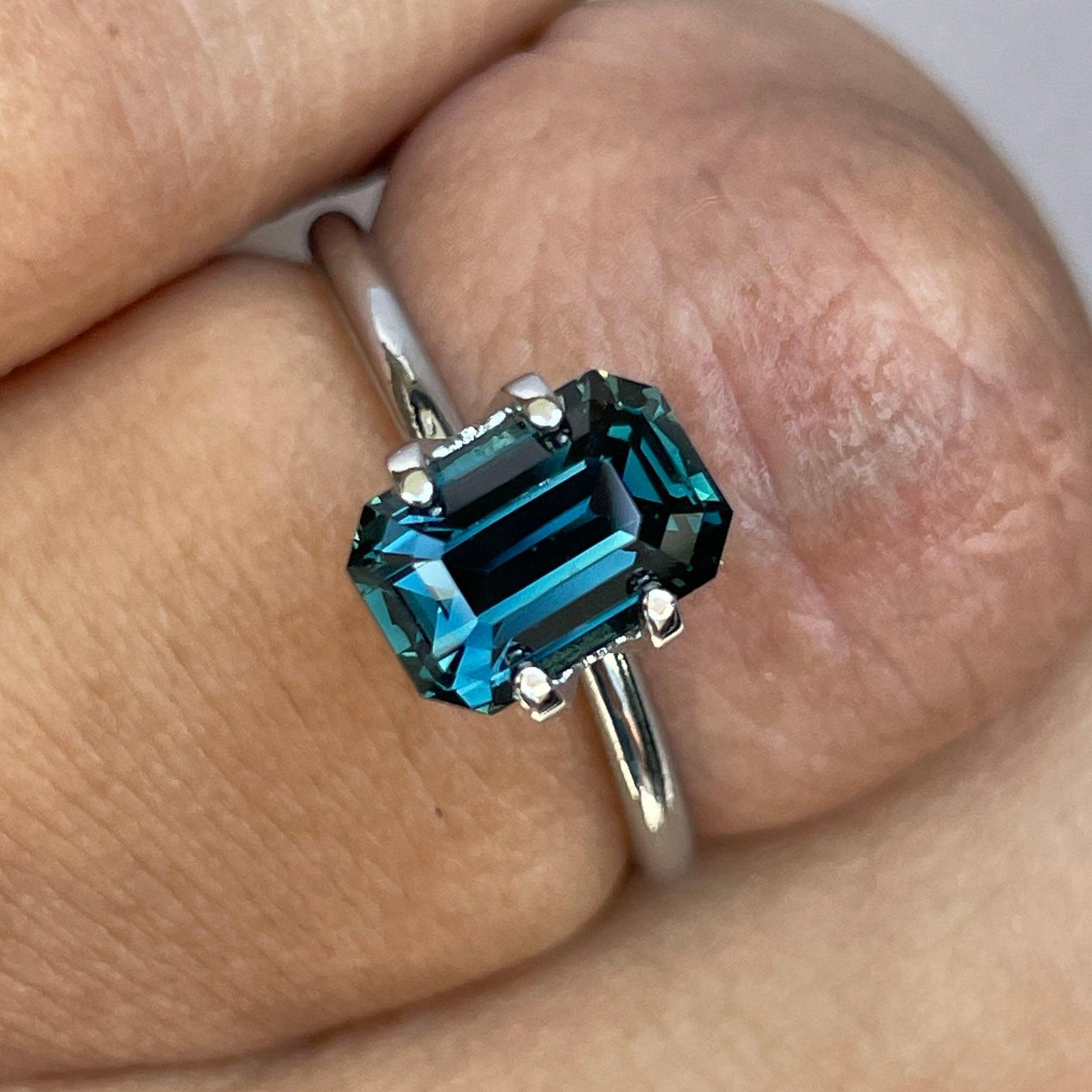 blue green sapphire