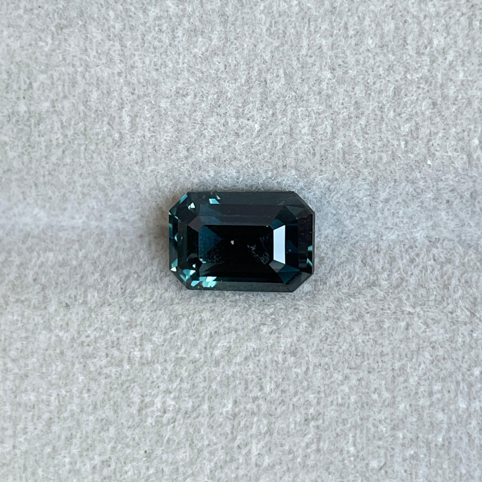 blue green sapphire
