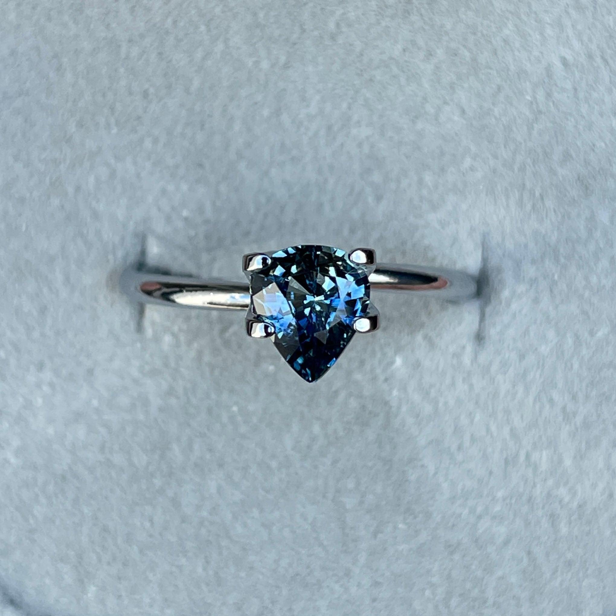 blue green sapphire jewellery